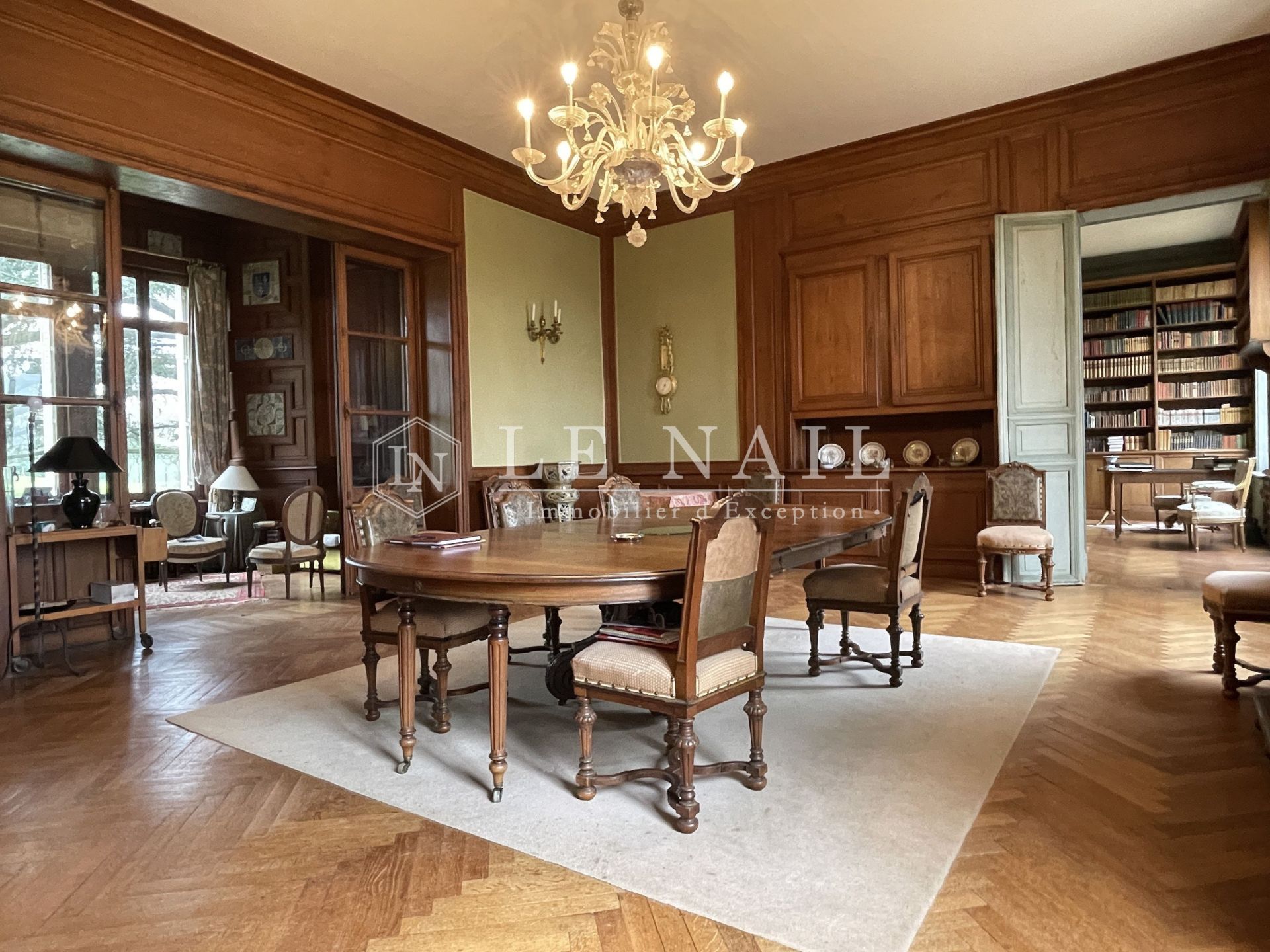 château 30 pièces en vente à CHATEAUROUX (36000)
