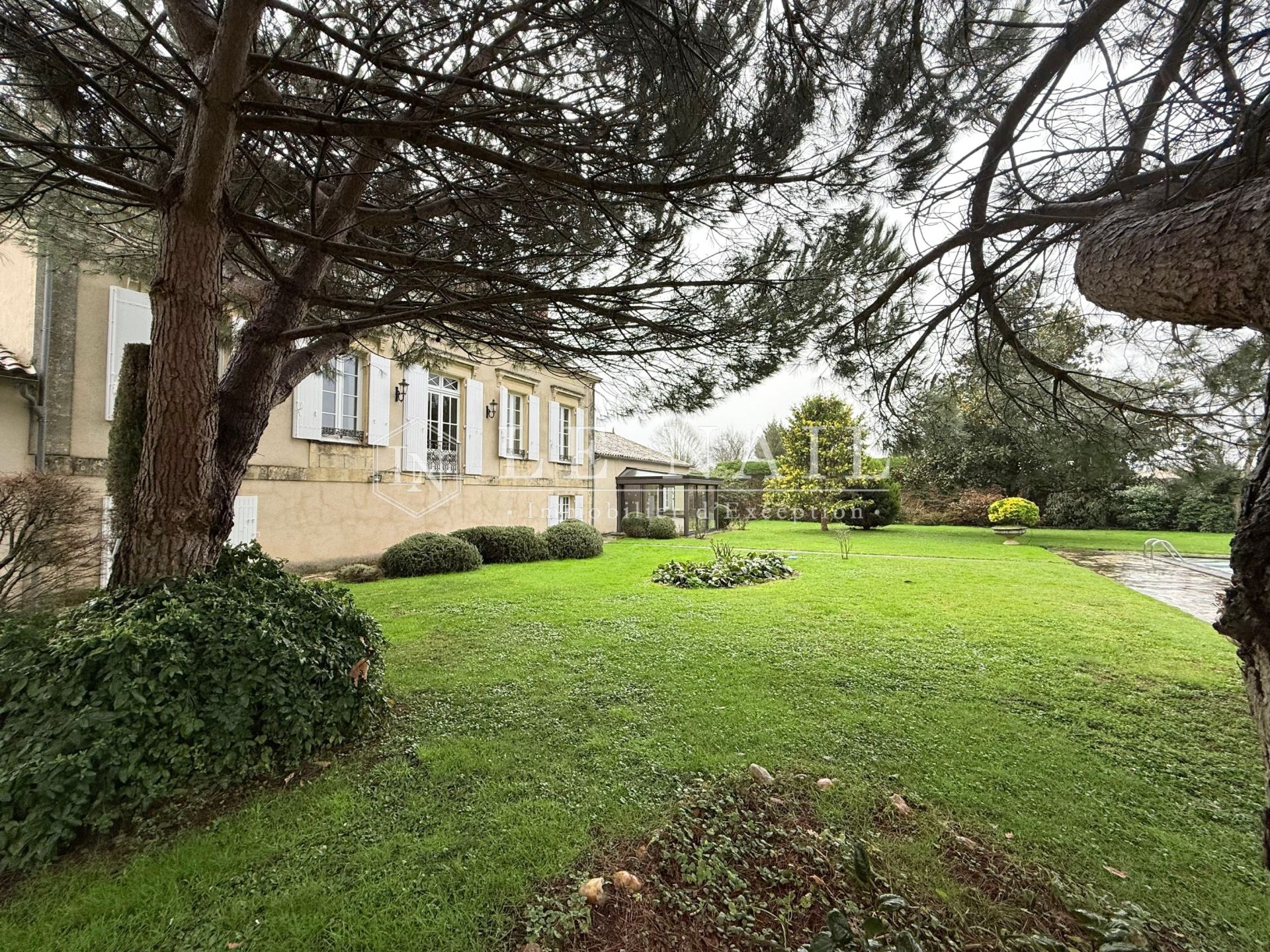mansion 8 rooms for sale on BERGERAC (24100)