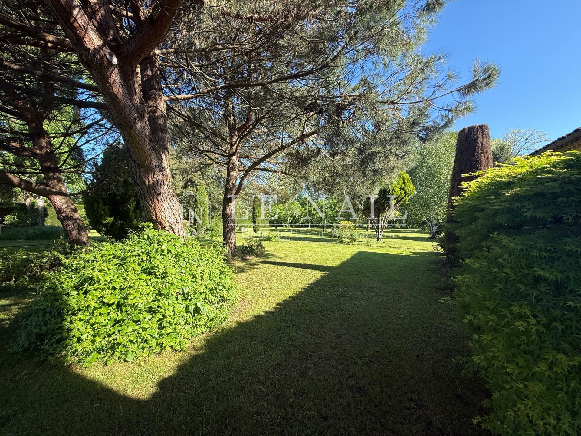 maison de maître 8 pièces en vente à BERGERAC (24100)