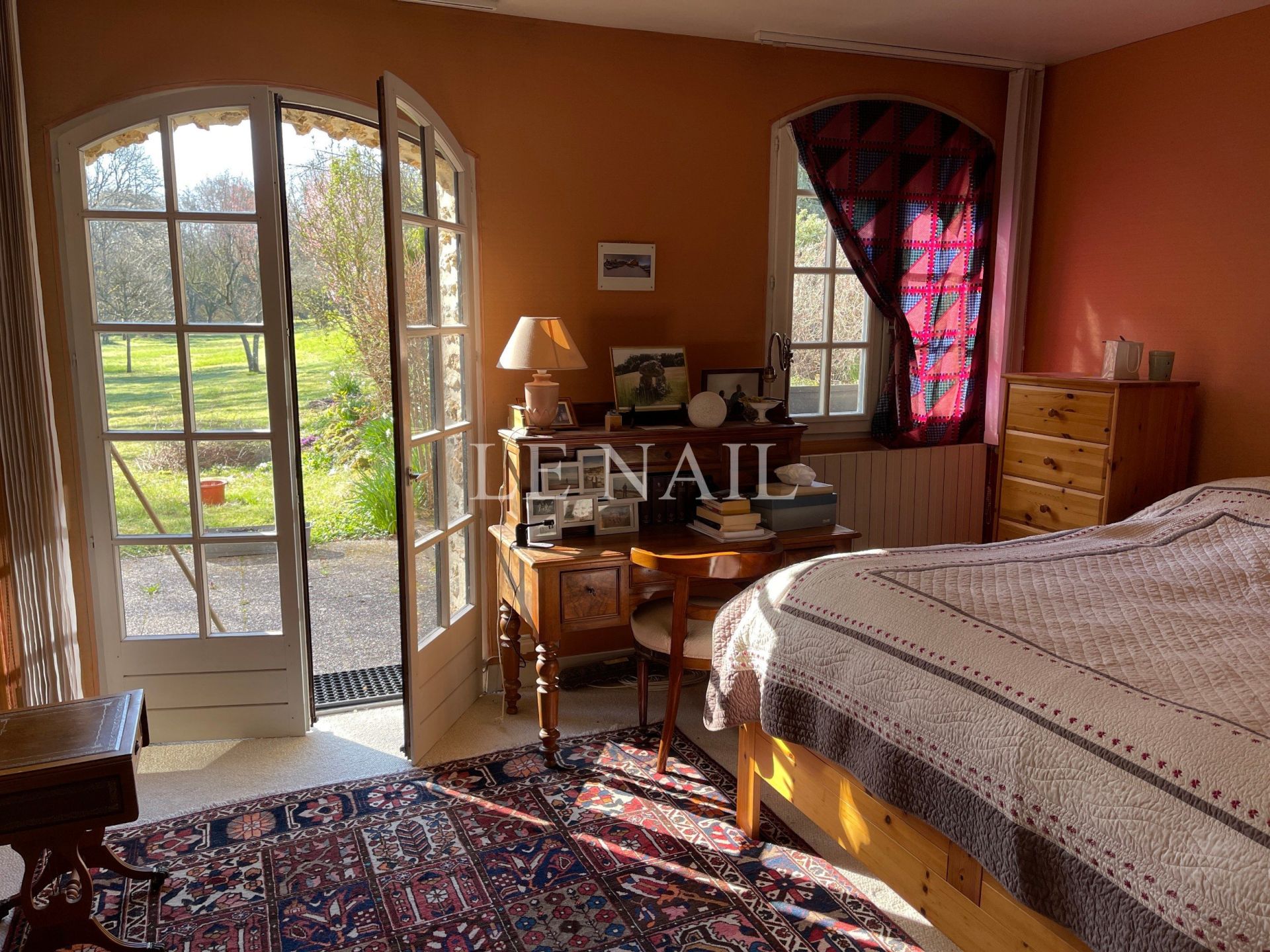 propriété 30 pièces en vente à COULOMMIERS (77120)