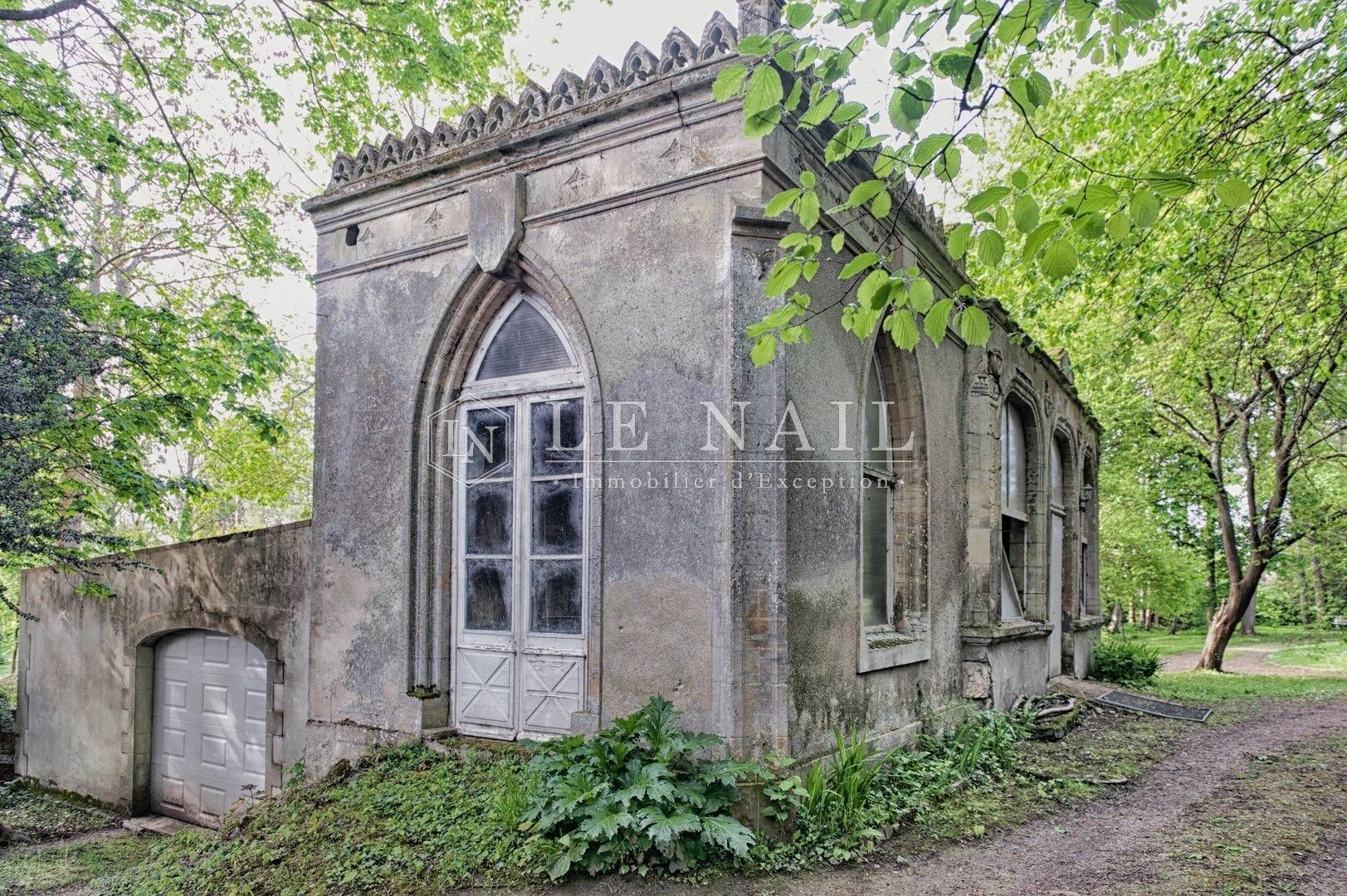 castle 14 rooms for sale on BAYEUX (14400)