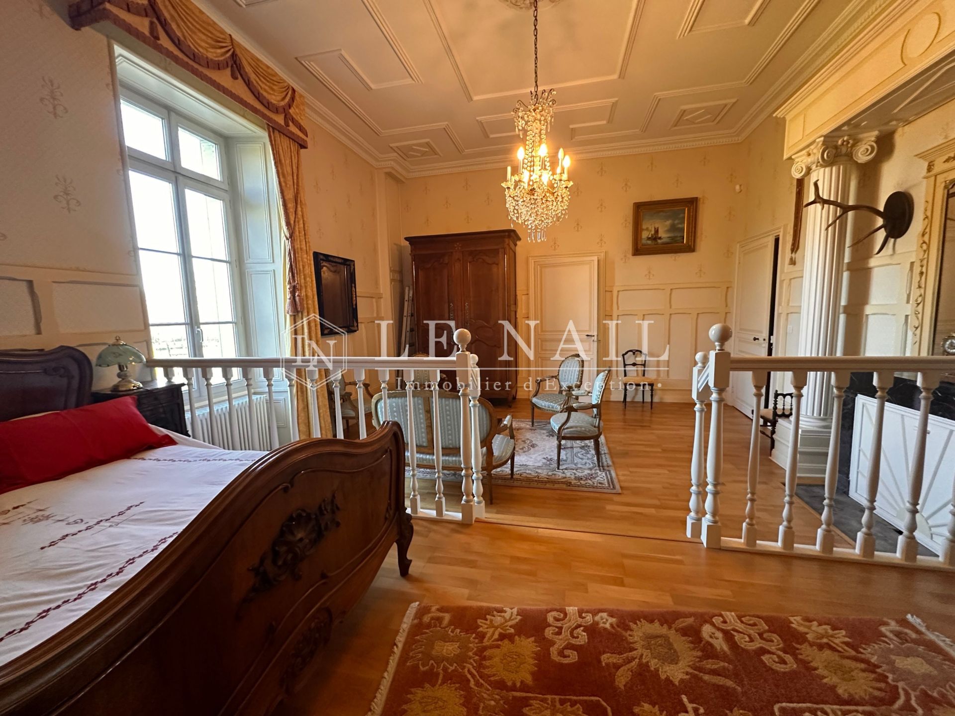 château 13 pièces en vente à BOURNEZEAU (85480)