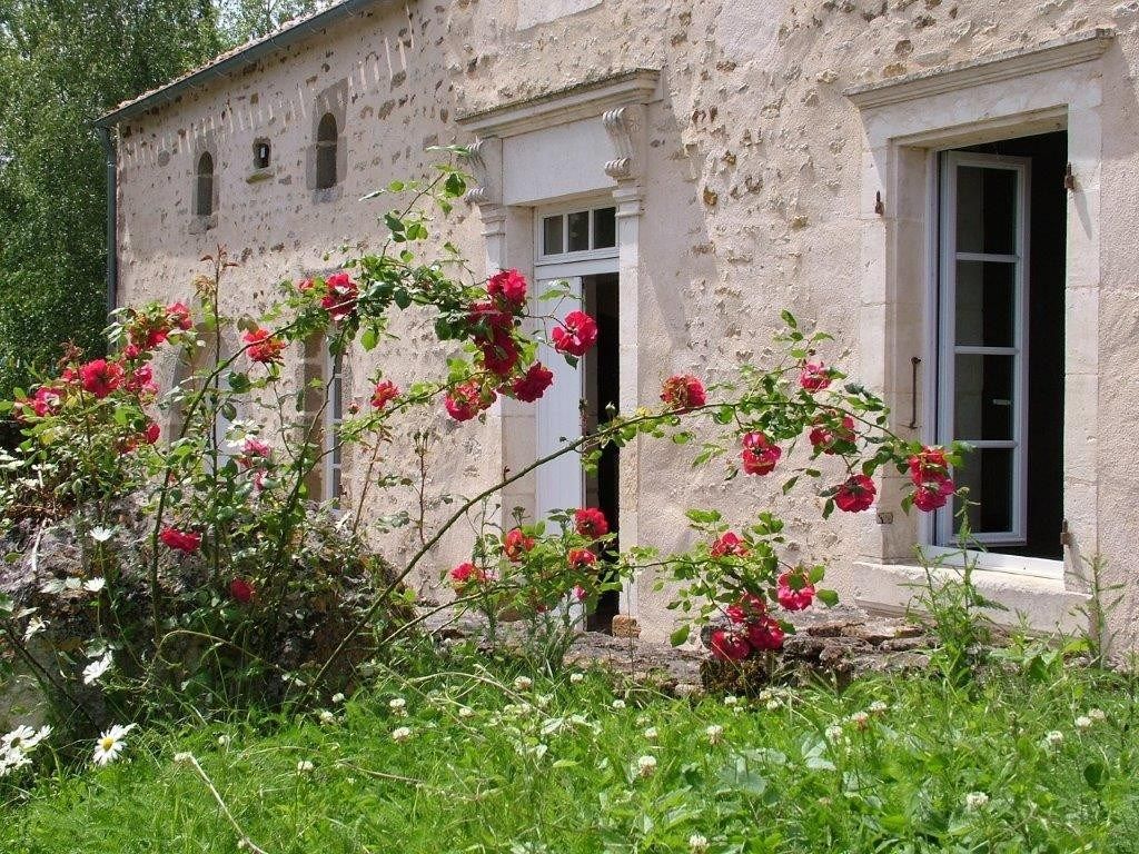 propriété 9 pièces en vente à MARSAIS STE RADEGONDE (85570)