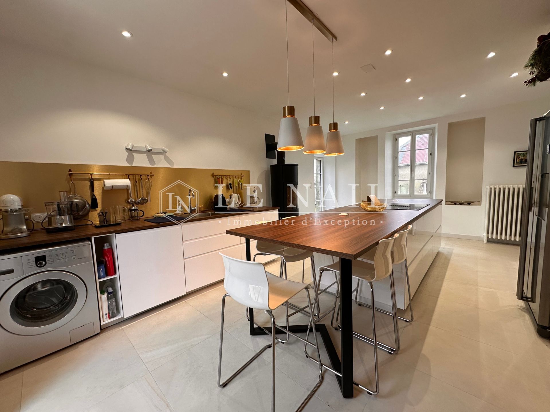 château 11 pièces en vente à LES LUCS SUR BOULOGNE (85170)