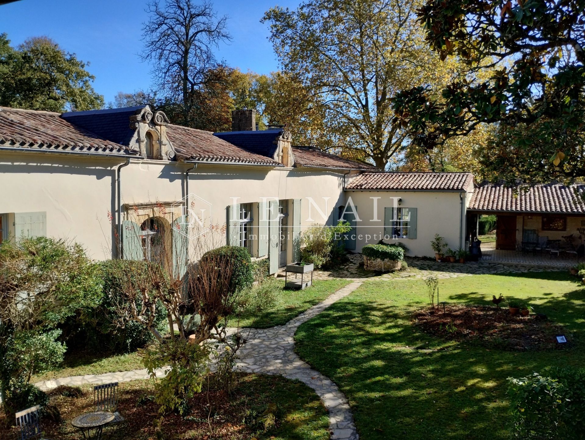 propriété 21 pièces en vente à BORDEAUX (33000)