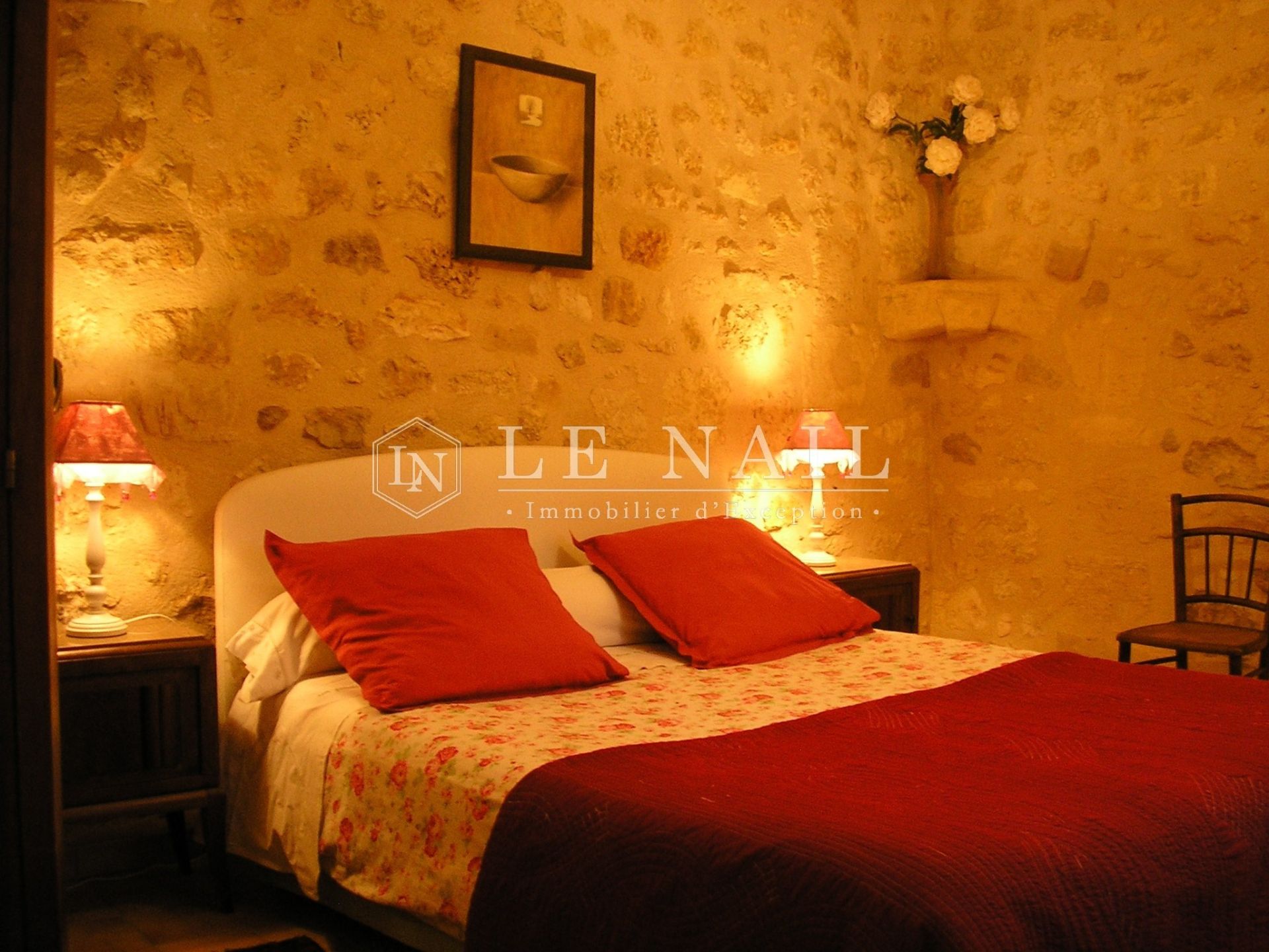 property 21 rooms for sale on BORDEAUX (33000)