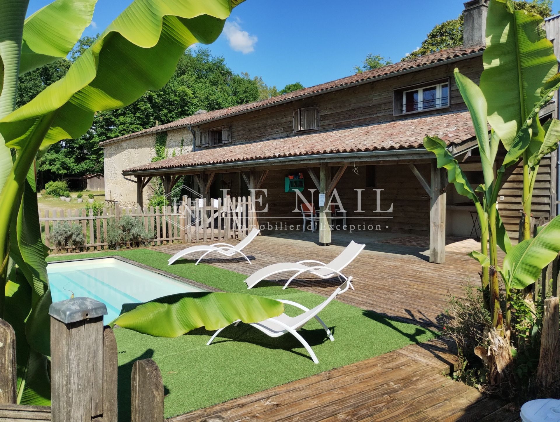 property 21 rooms for sale on BORDEAUX (33000)