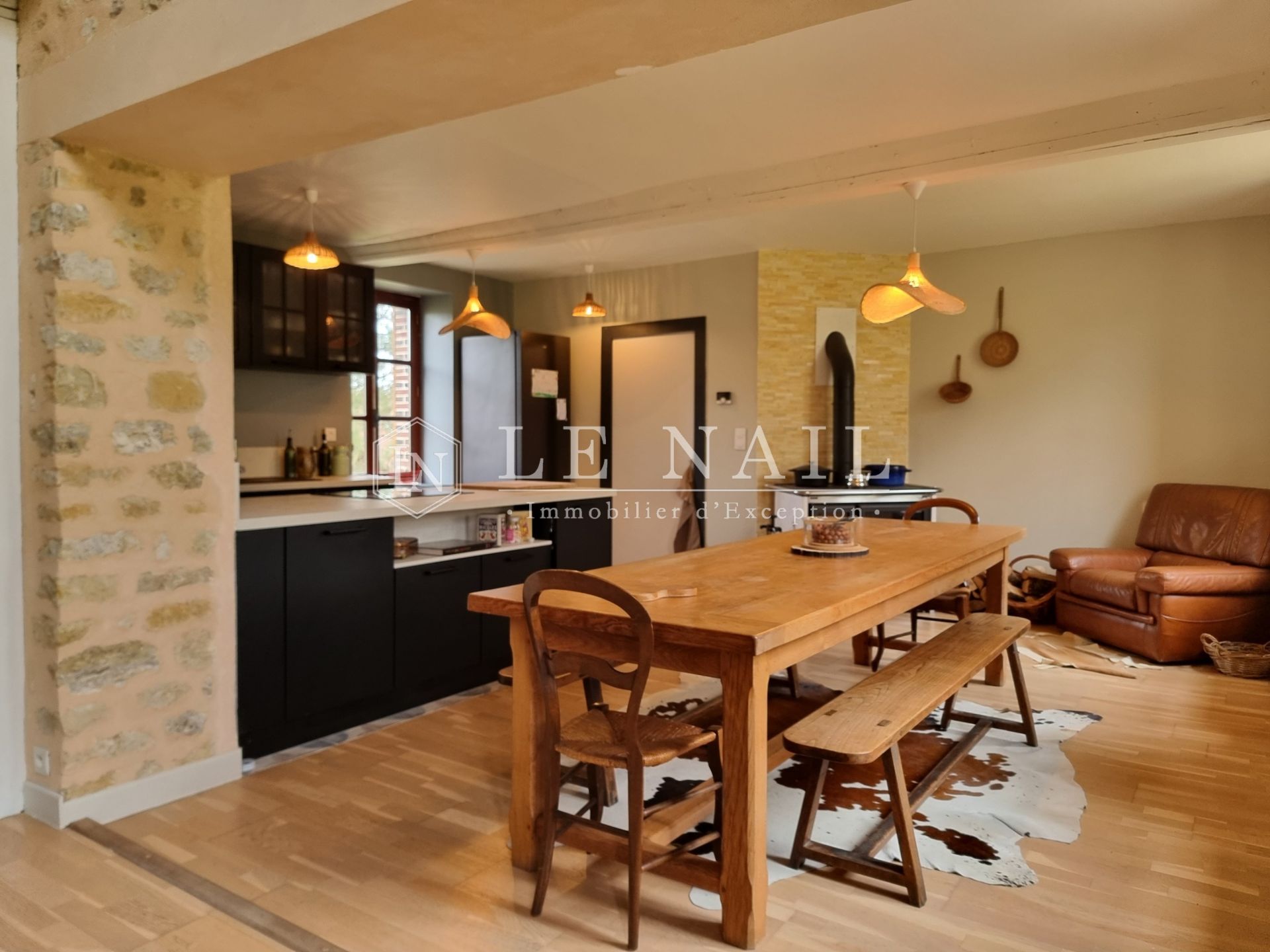 farm complex 11 rooms for sale on MOULINS LA MARCHE (61380)