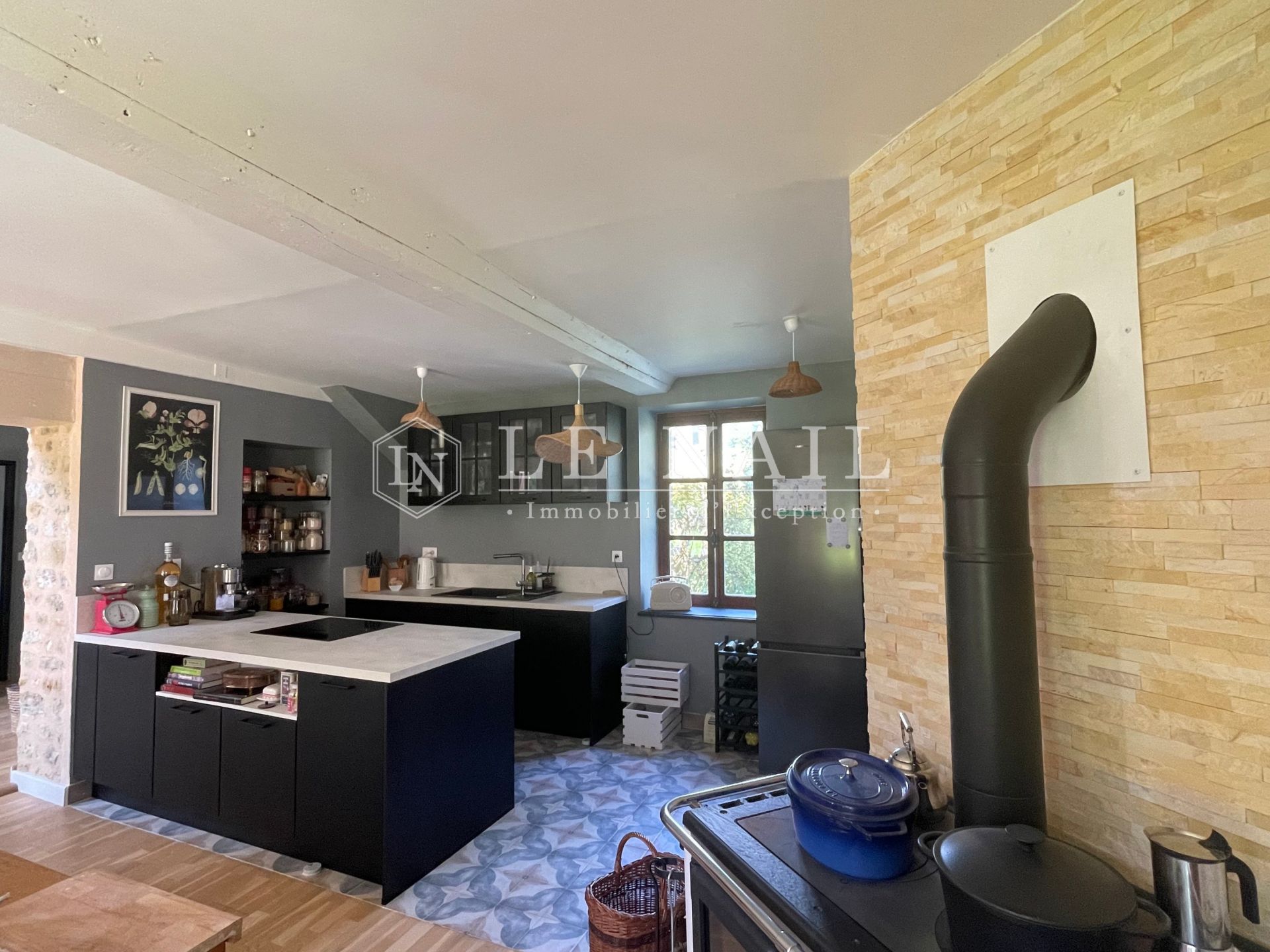 farm complex 11 rooms for sale on MOULINS LA MARCHE (61380)
