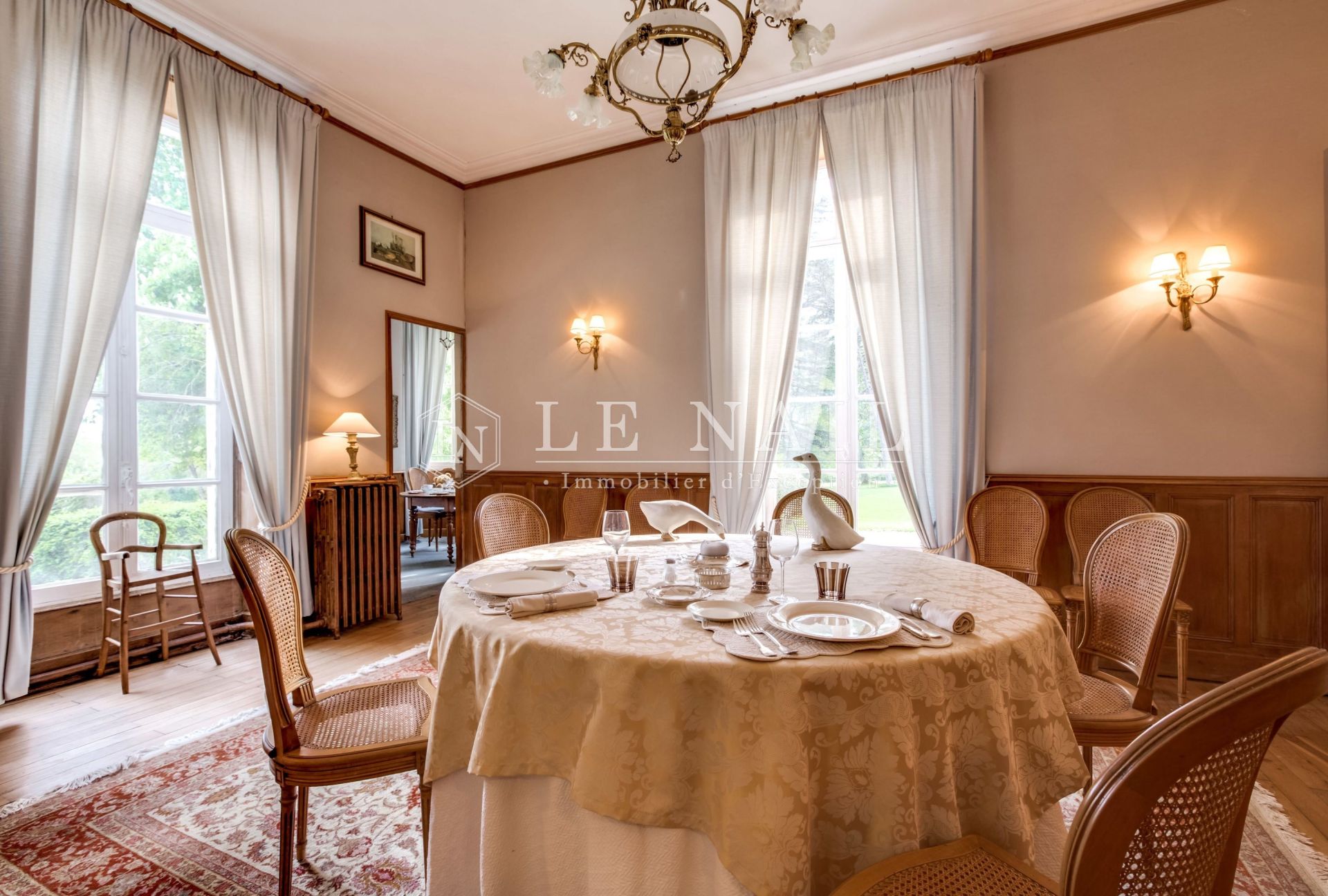château 23 pièces en vente à BOURGES (18000)