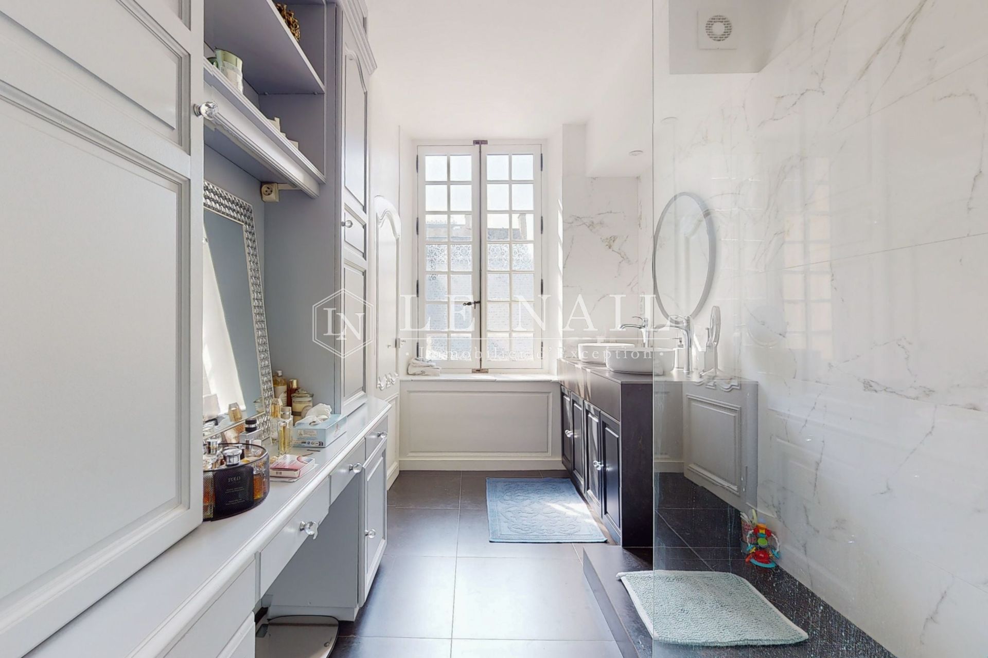 manor house 10 rooms for sale on BAYEUX (14400)