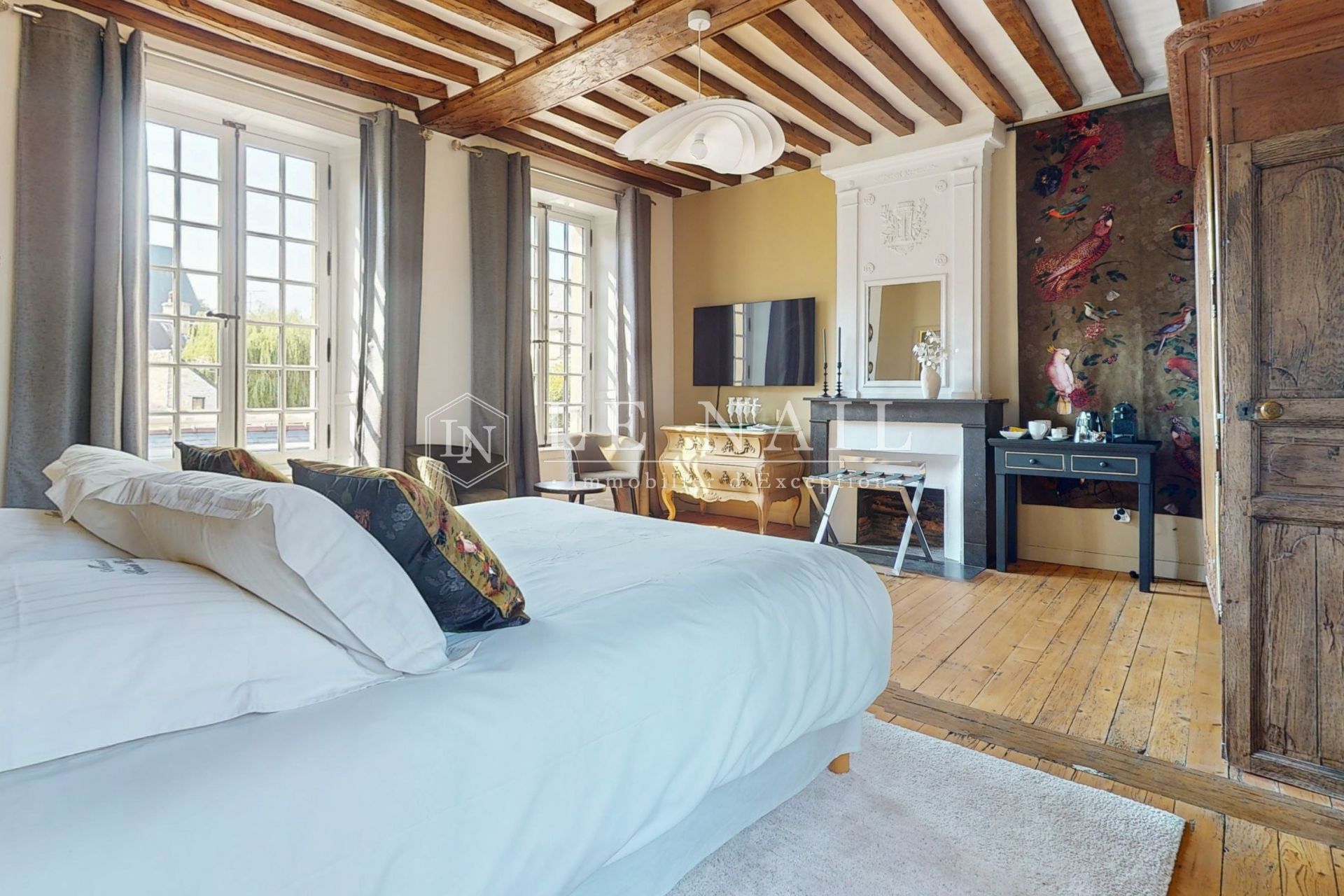 manor house 10 rooms for sale on BAYEUX (14400)