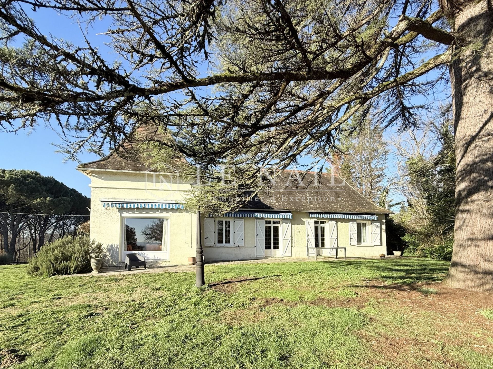 house 5 rooms for sale on BERGERAC (24100)