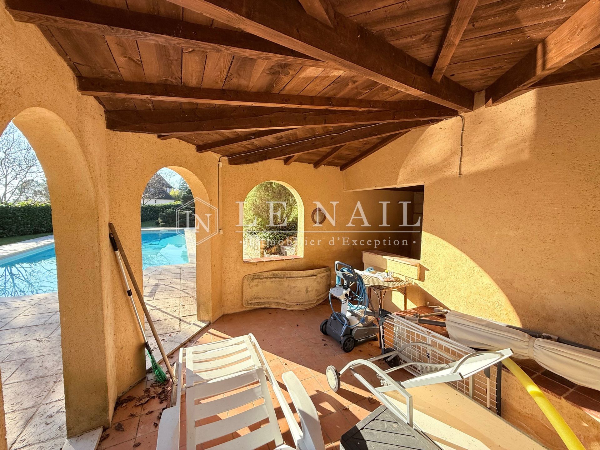 house 5 rooms for sale on BERGERAC (24100)