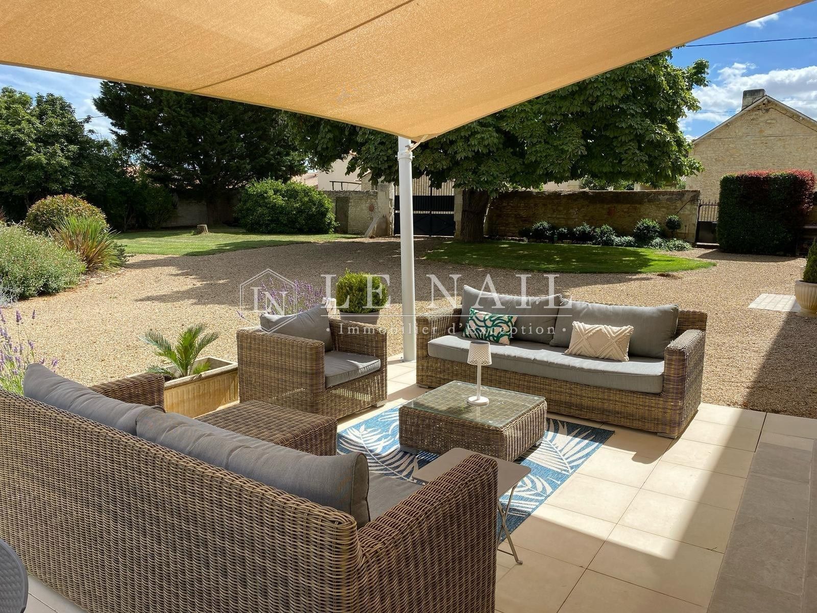 maison de maître 9 pièces en vente à POITIERS (86000)