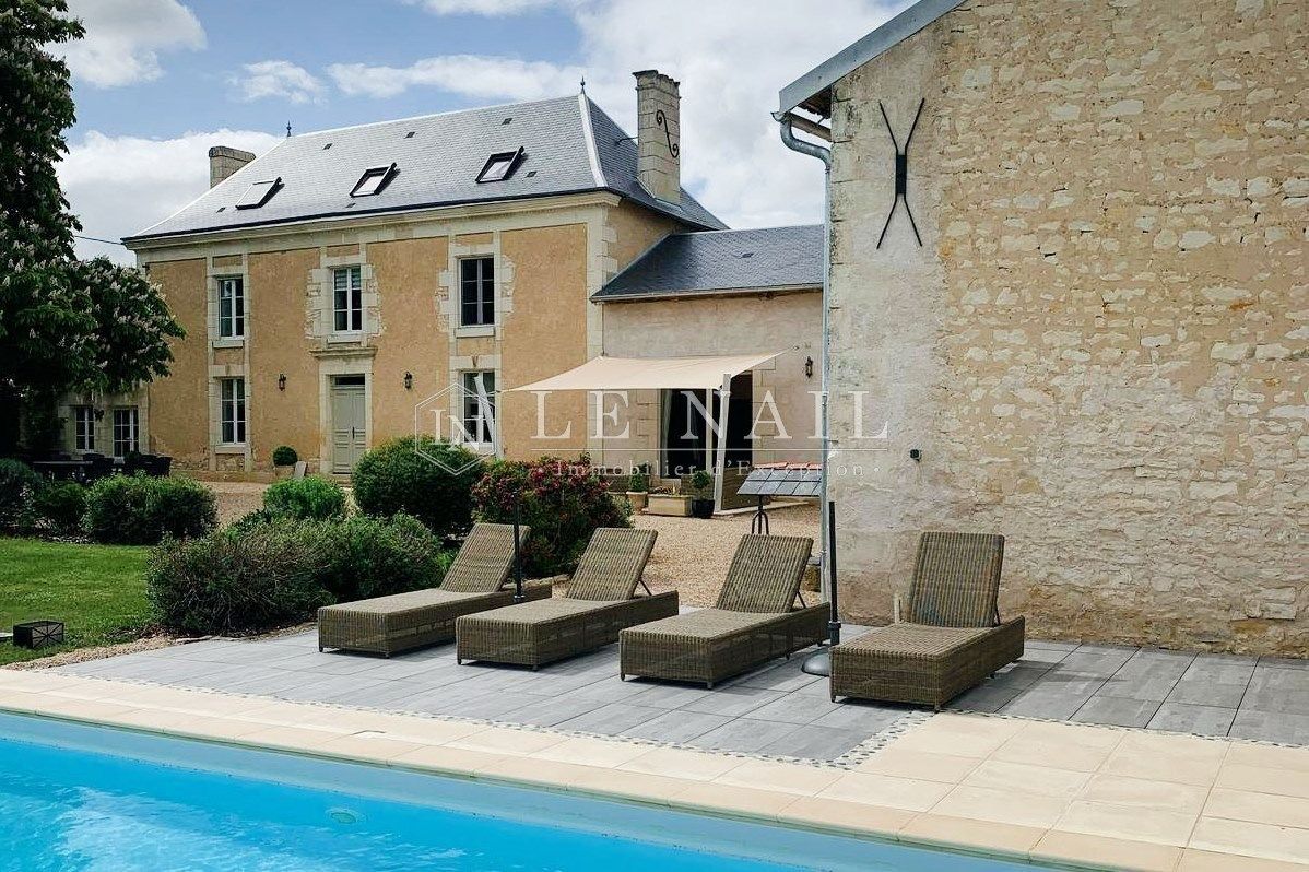 maison de maître 9 pièces en vente à POITIERS (86000)