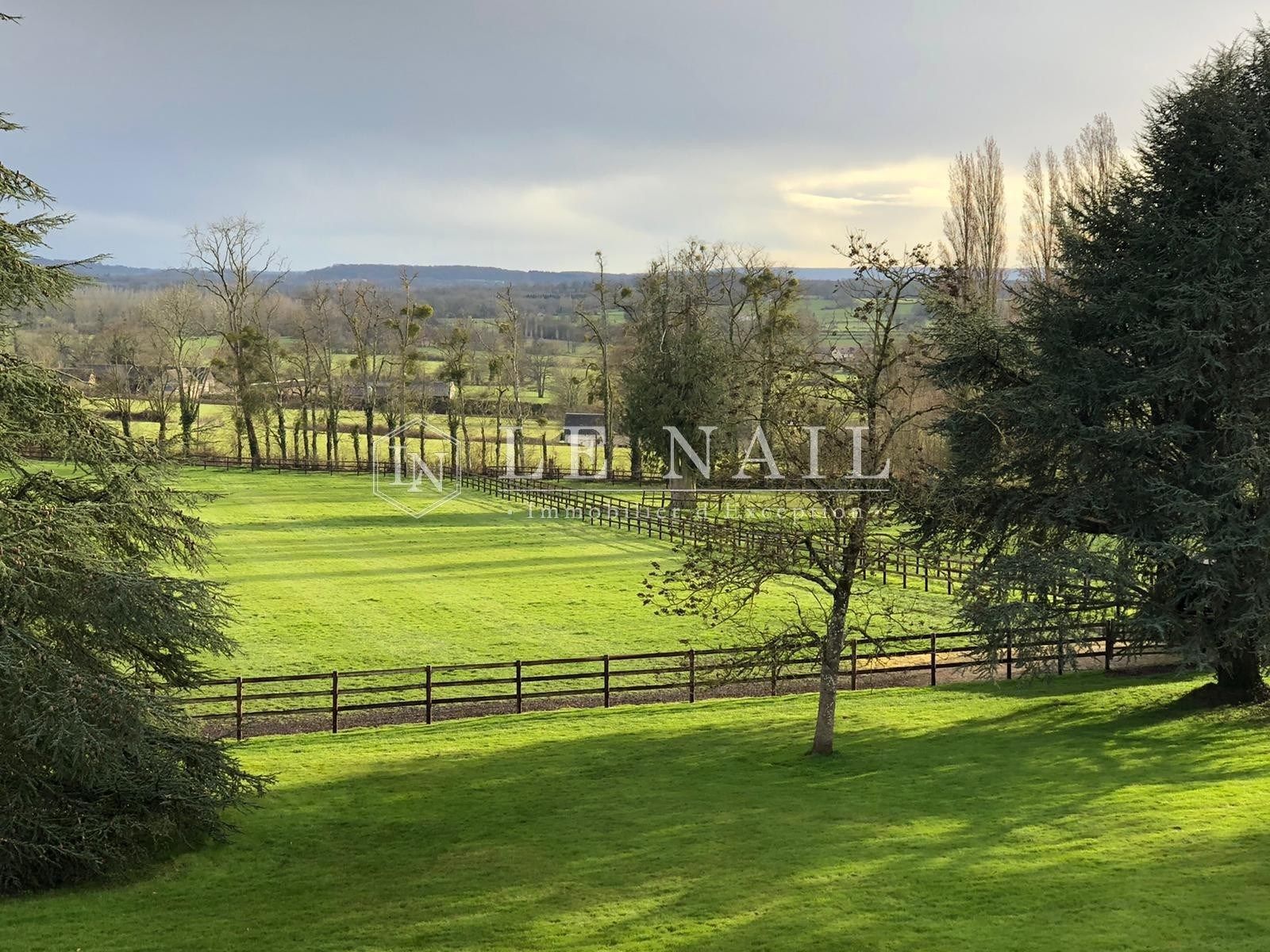 château 17 pièces en vente à MORTAGNE AU PERCHE (61400)