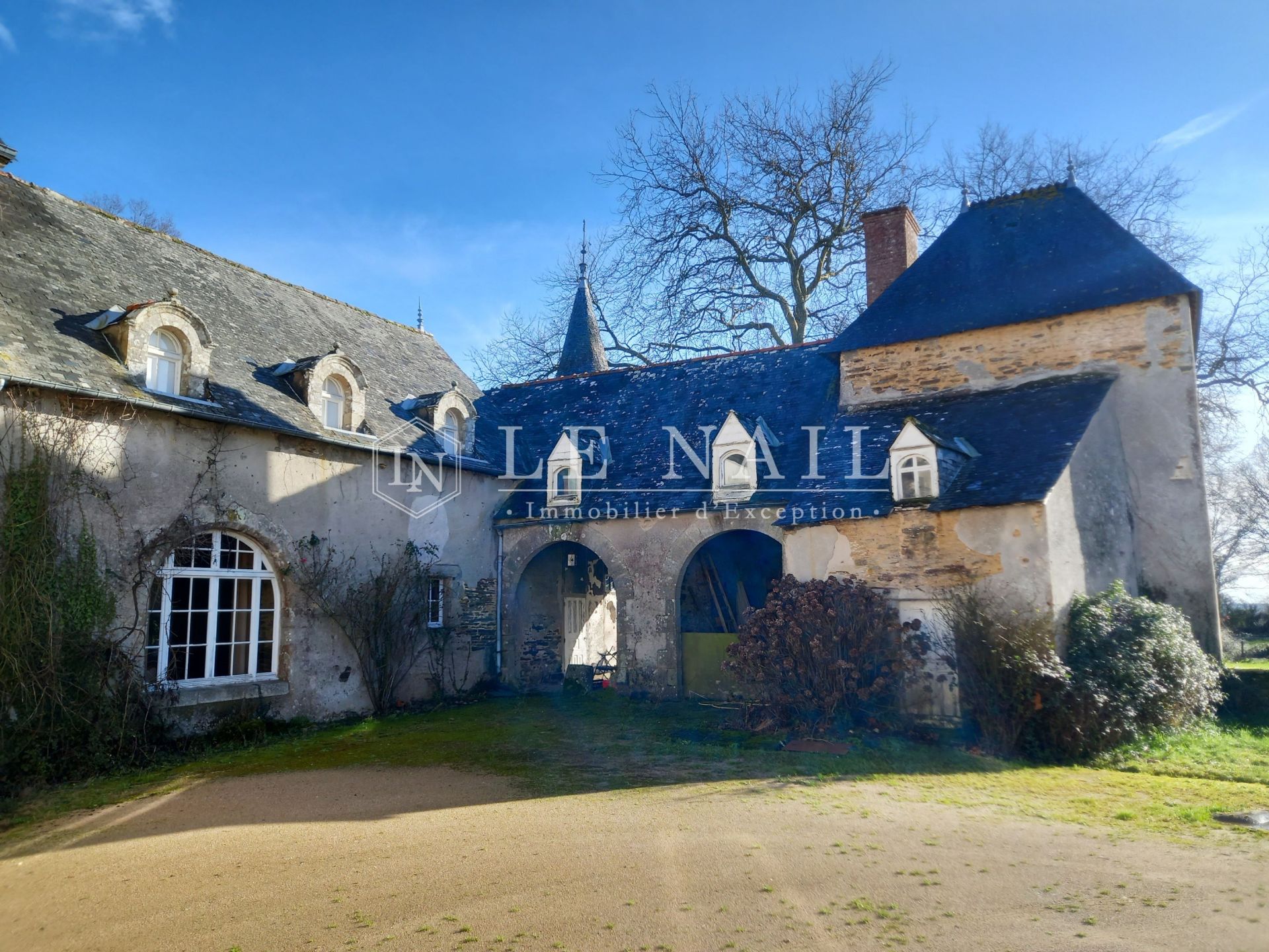 house 7 rooms for sale on MALESTROIT (56140)
