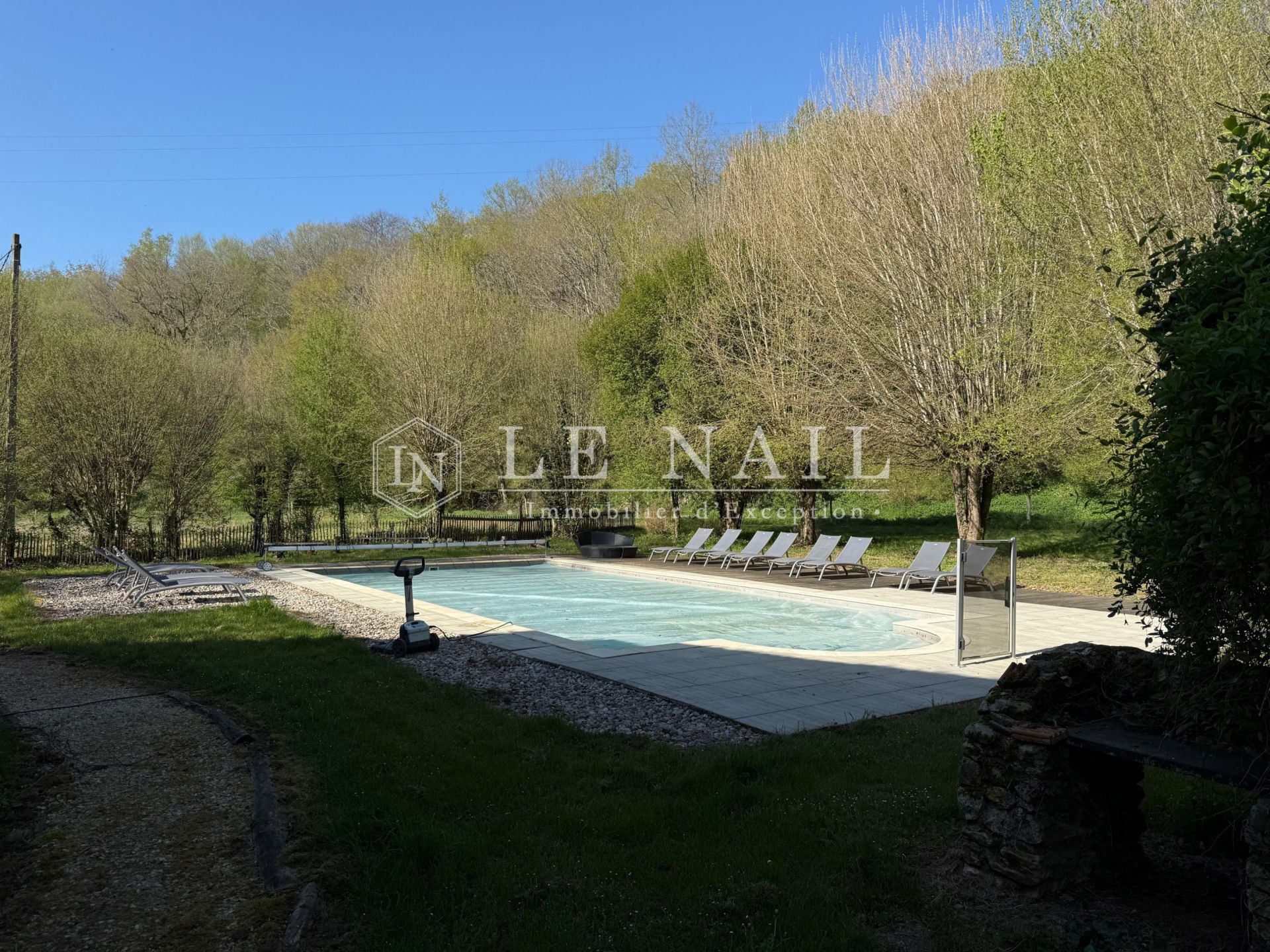 moulin 17 pièces en vente à GAVAUDUN (47150)