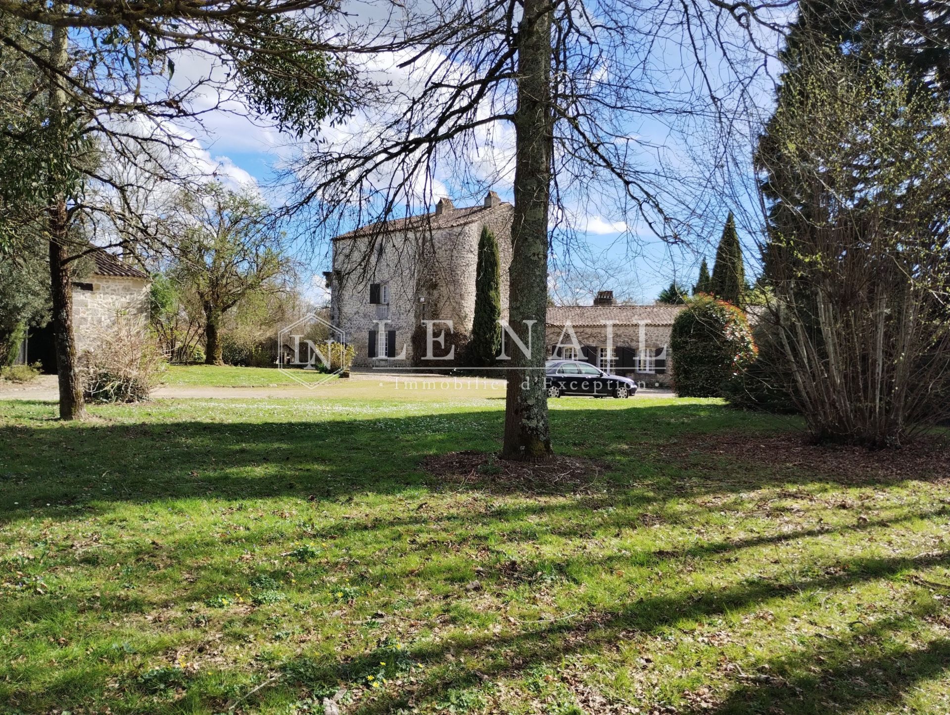 house 9 rooms for sale on BORDEAUX (33000)