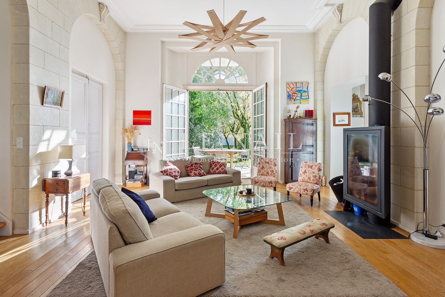 property 8 rooms for sale on NANTES (44000)