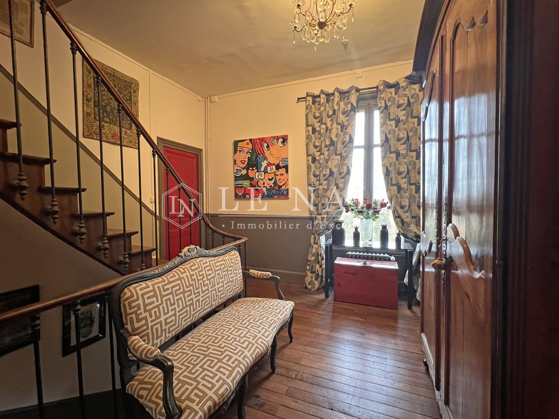 mansion 13 rooms for sale on POITIERS (86000)
