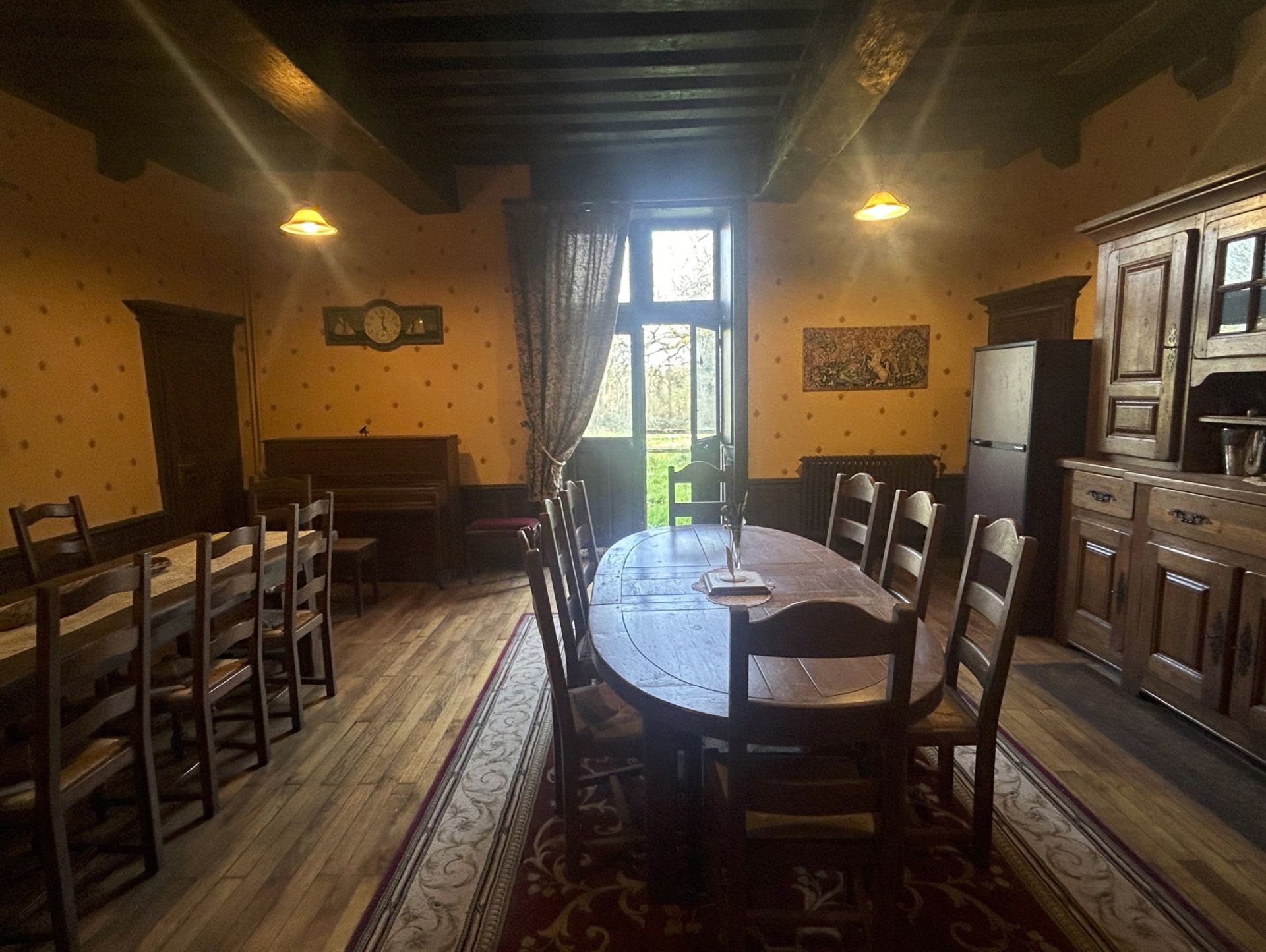 castle 11 rooms for sale on NEVERS (58000)
