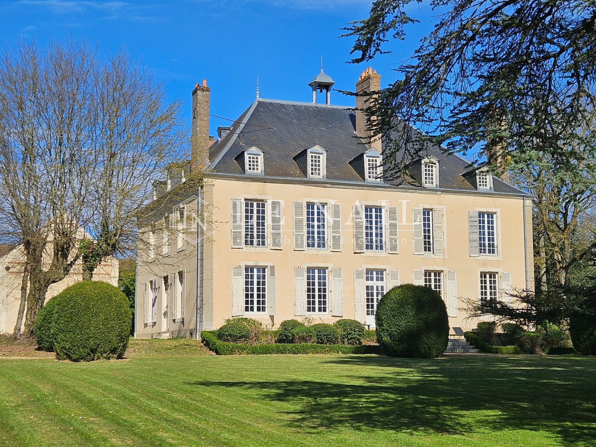 maison de maître 15 pièces en vente à LE MANS (72000)