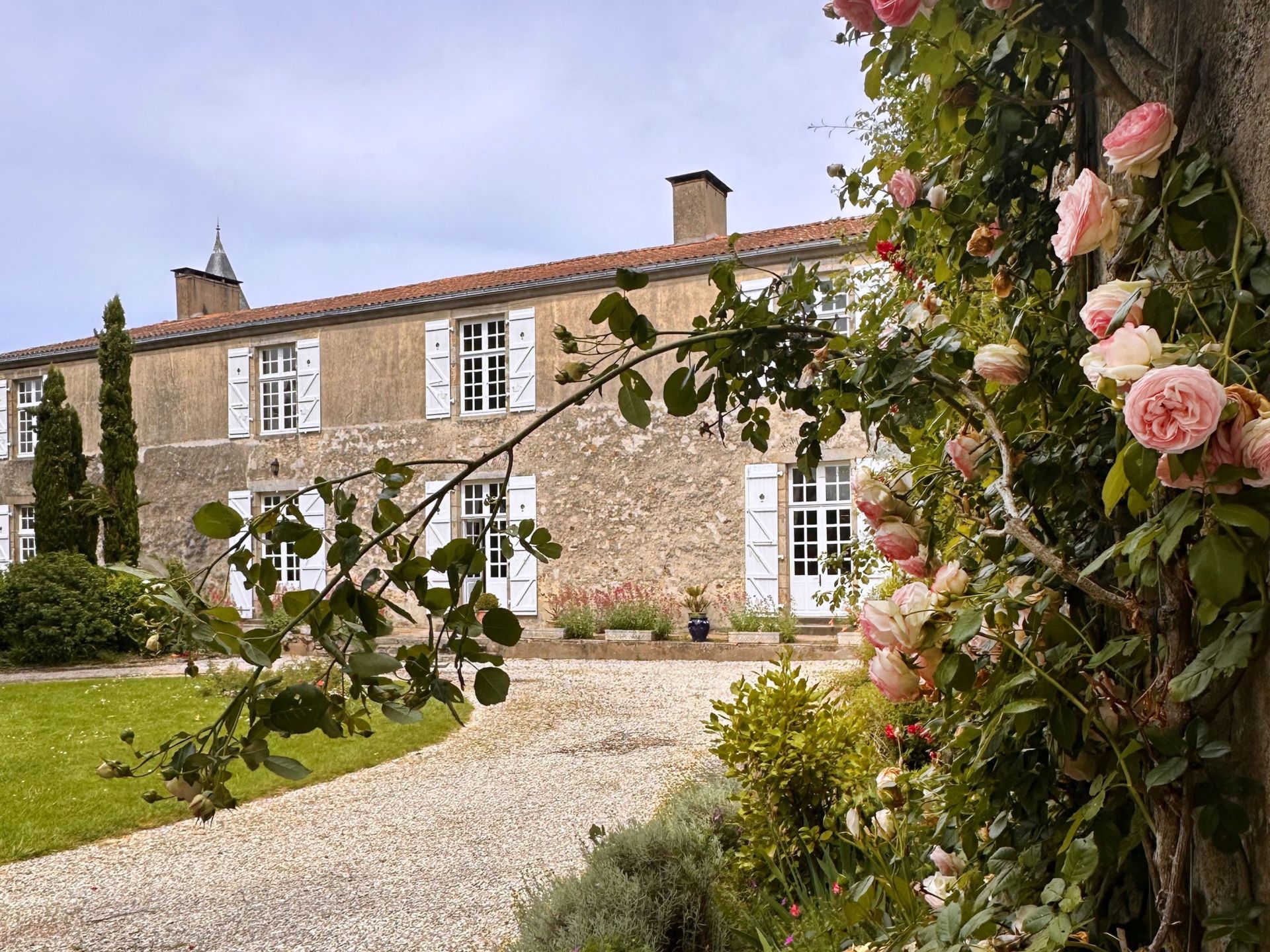 château 10 pièces en vente à BEAULIEU SOUS LA ROCHE (85190)