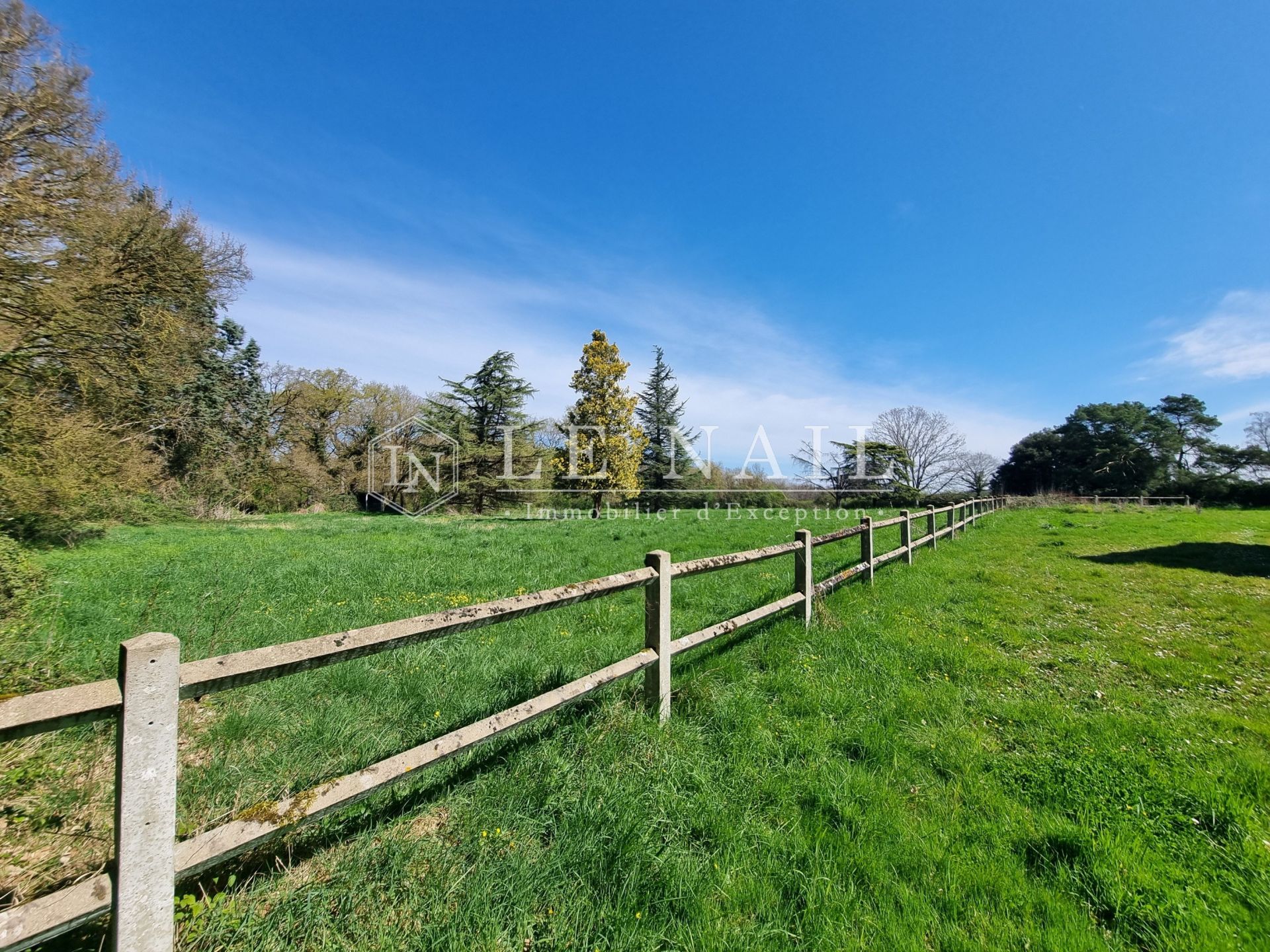 château 15 pièces en vente à LOCHES (37600)