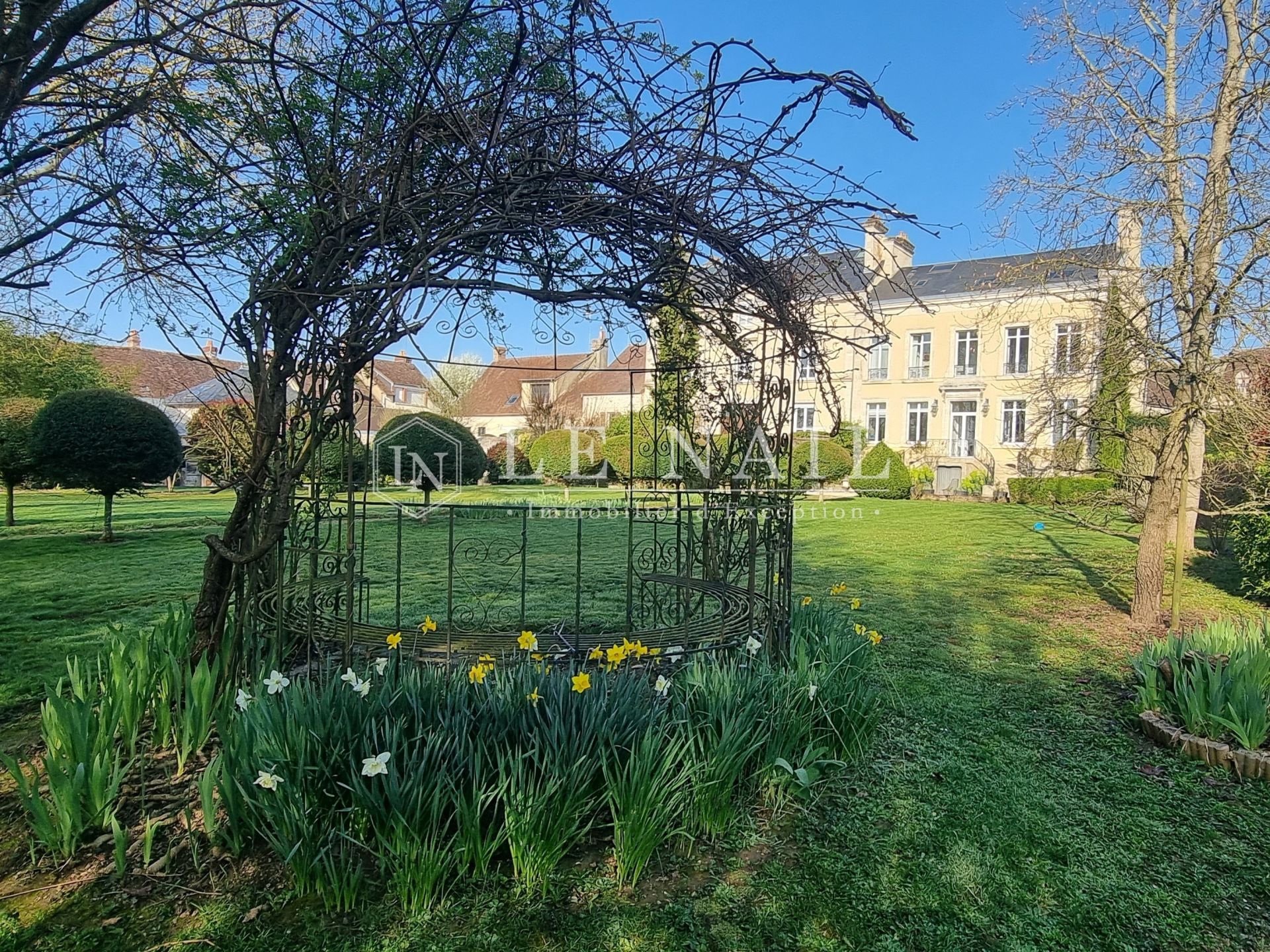 mansion (hôtel particulier) 7 rooms for sale on ALENCON (61000)