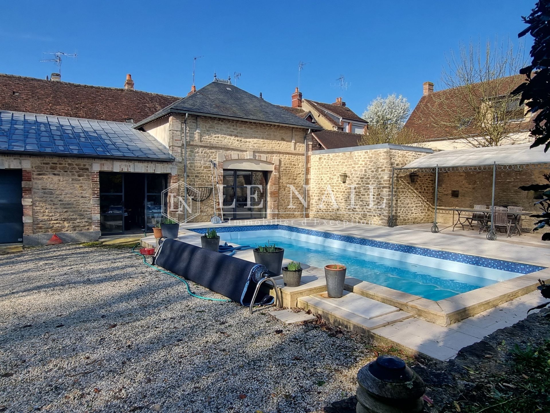 hôtel particulier 7 pièces en vente à ALENCON (61000)
