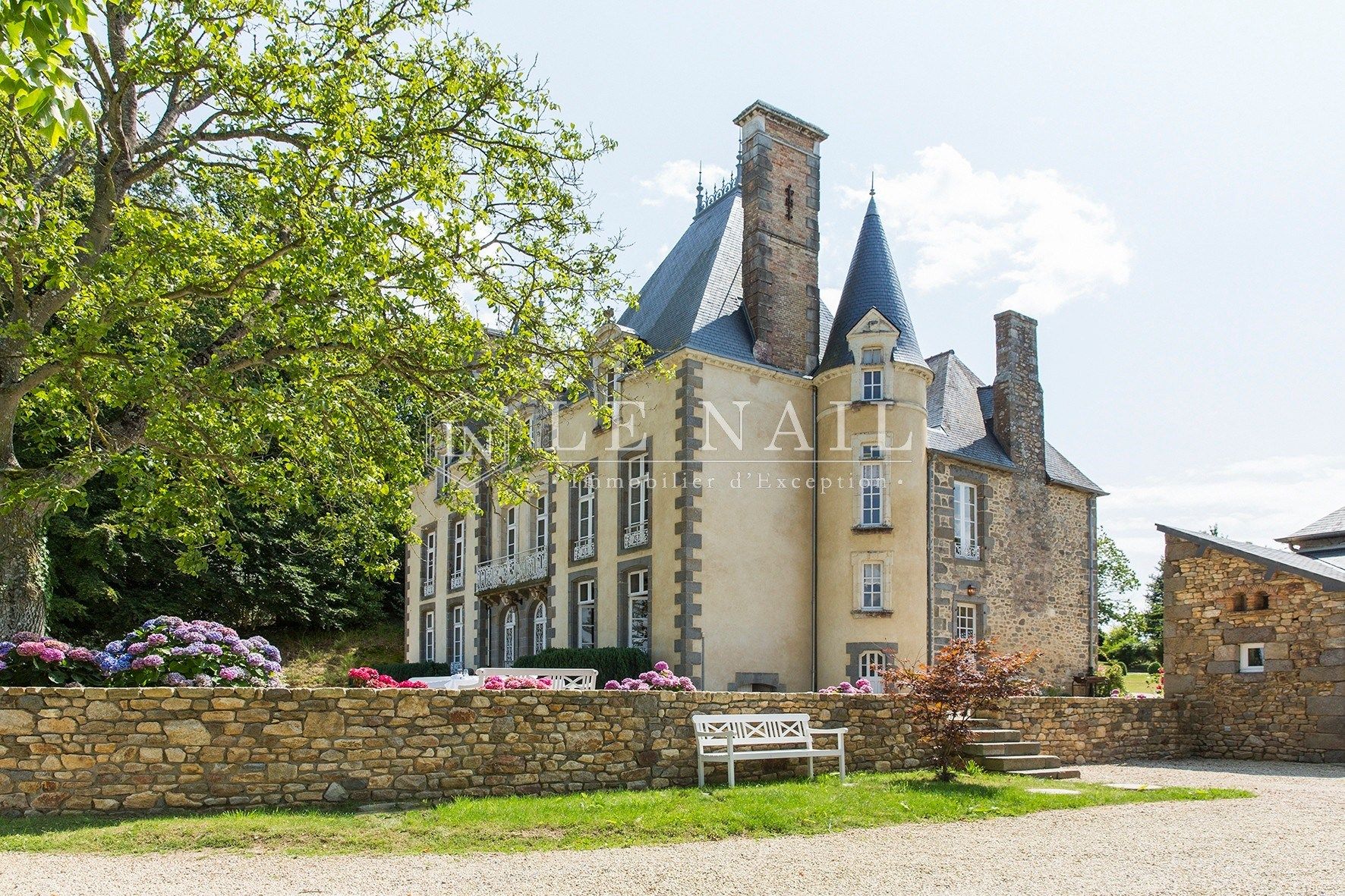 château 26 pièces en vente à COMBOURG (35270)