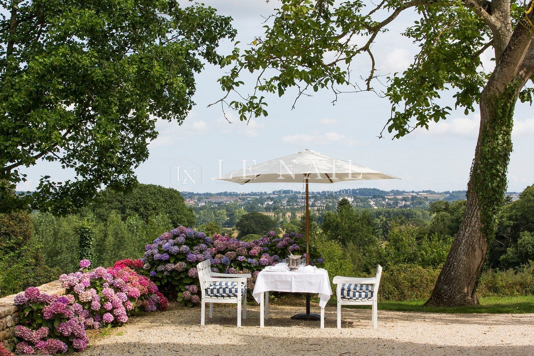 château 26 pièces en vente à COMBOURG (35270)