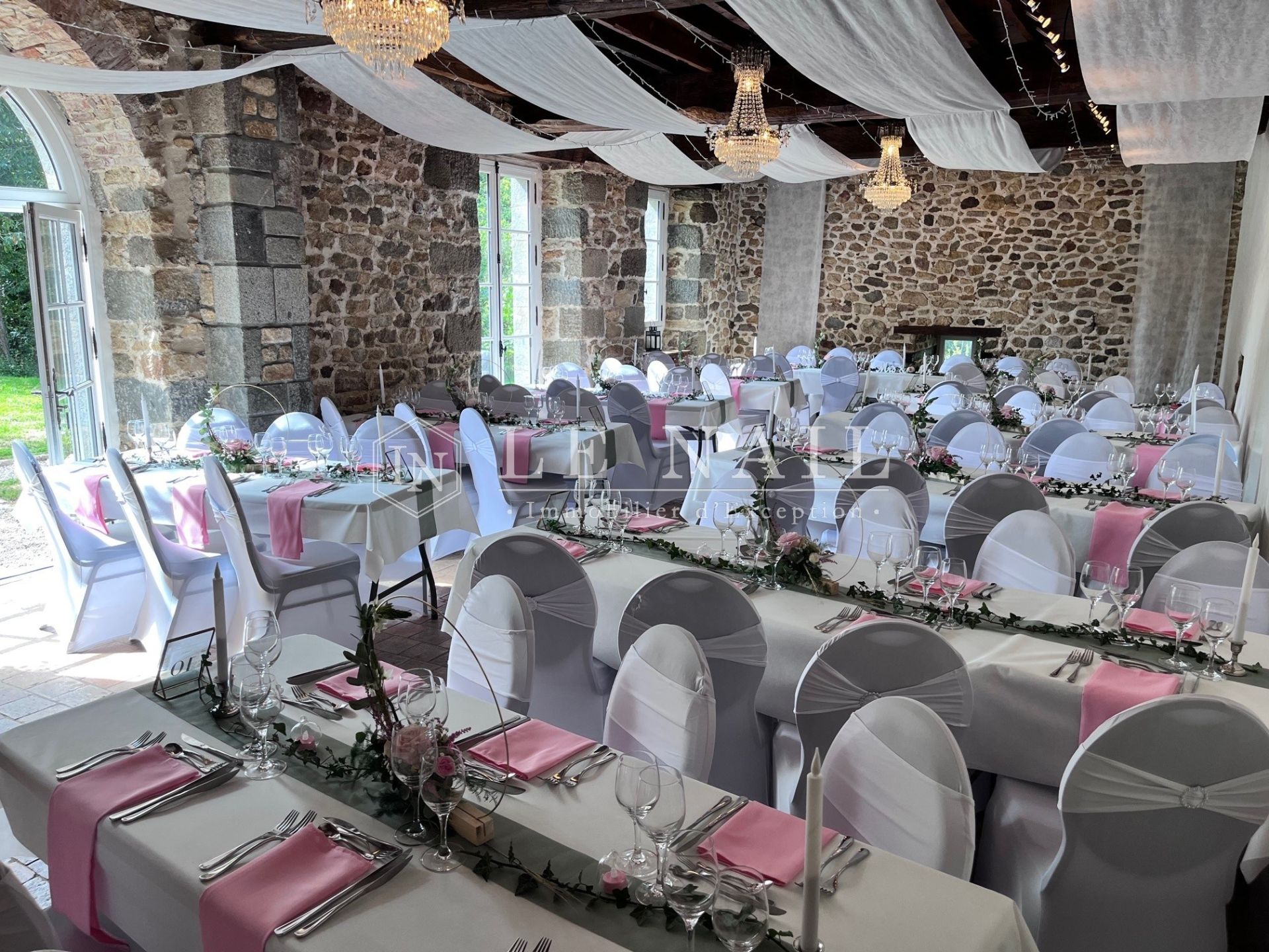 château 26 pièces en vente à COMBOURG (35270)