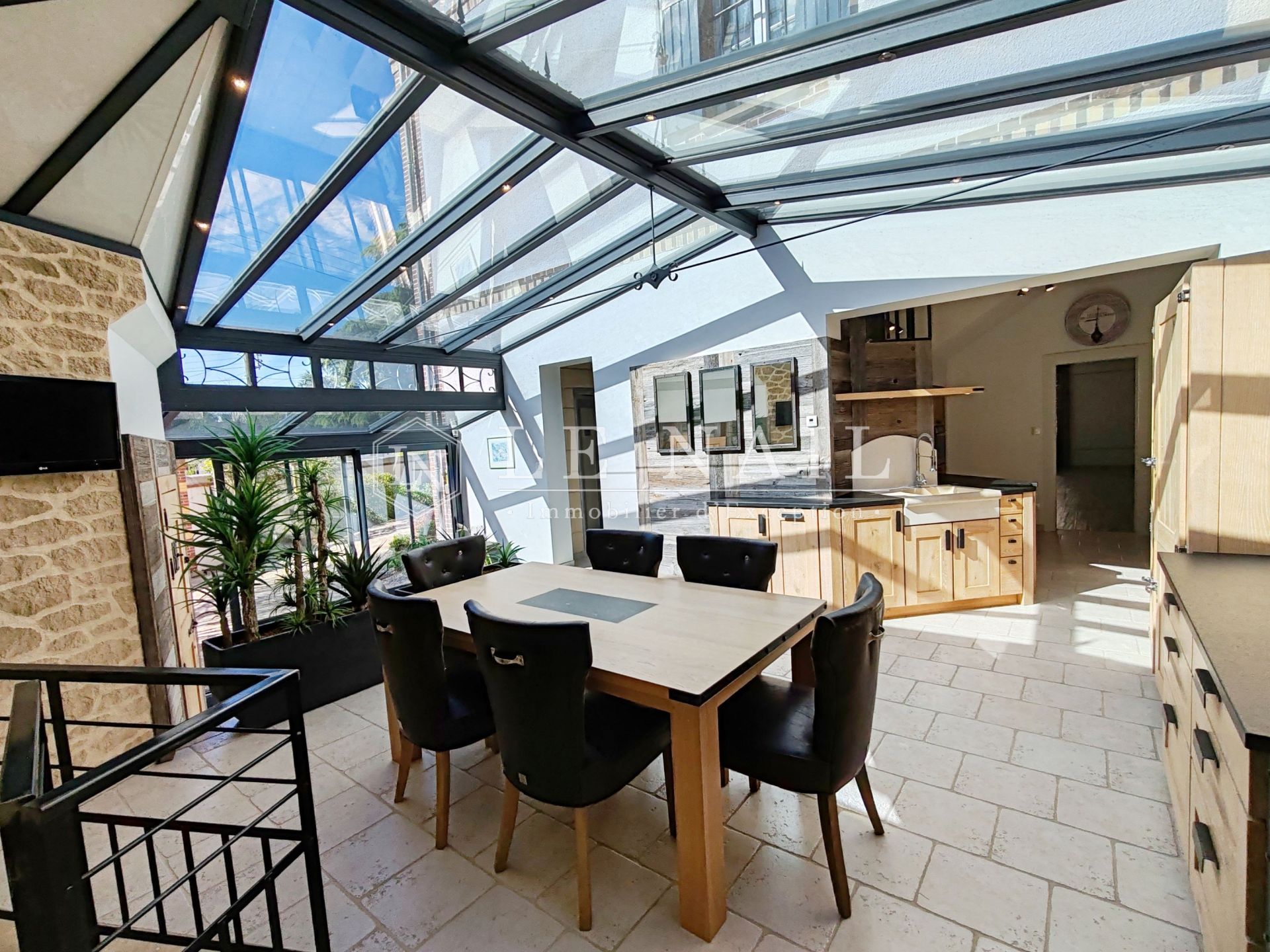 maison de ville 10 pièces en vente à CHARTRES (28000)
