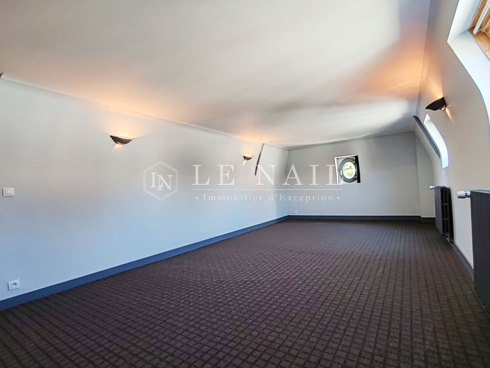 maison de ville 10 pièces en vente à CHARTRES (28000)