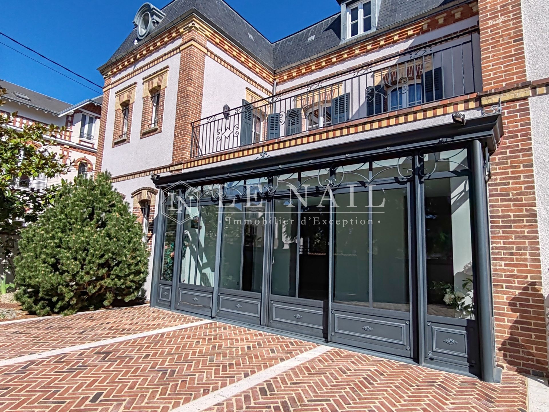 maison de ville 10 pièces en vente à CHARTRES (28000)
