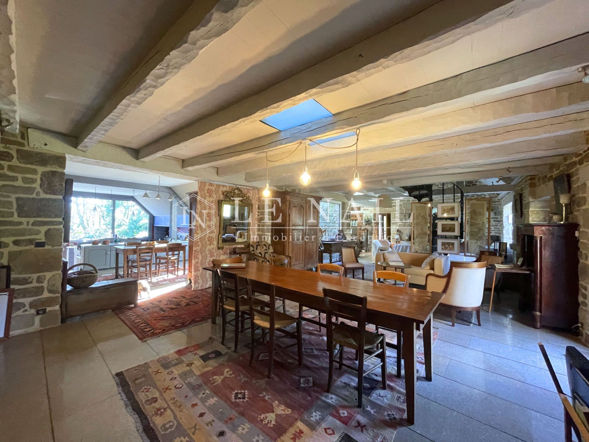 house 7 rooms for sale on MORLAIX (29600)