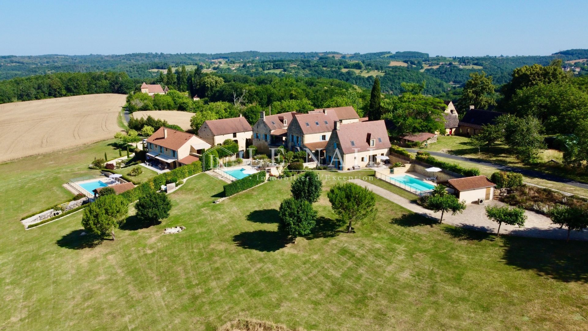 propriété 21 pièces en vente à SARLAT LA CANEDA (24200)