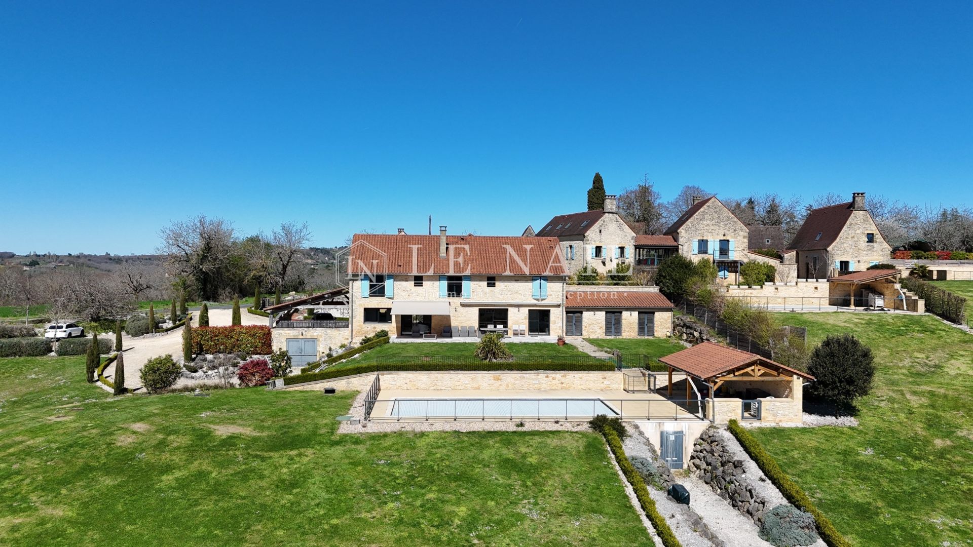 property 21 rooms for sale on SARLAT LA CANEDA (24200)