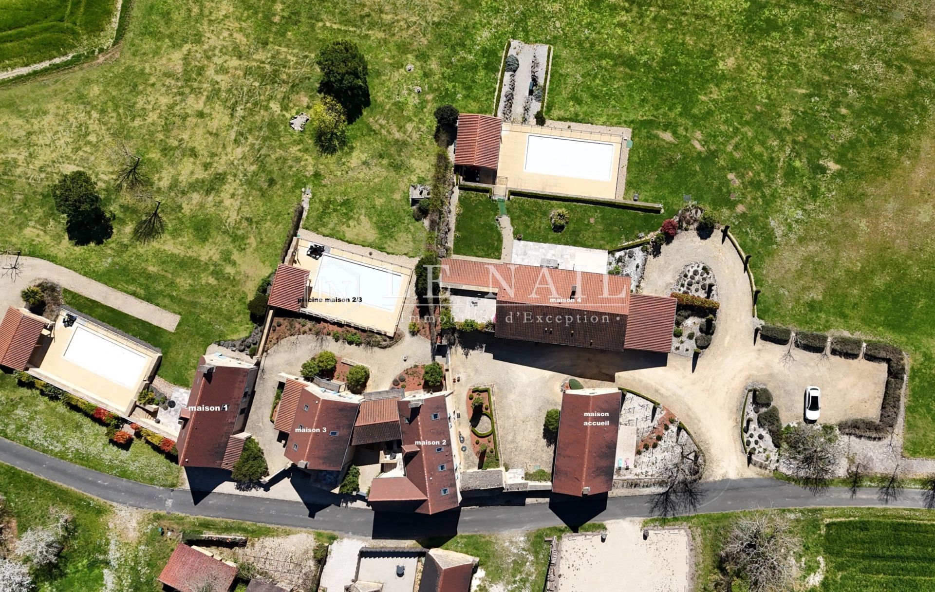 propriété 21 pièces en vente à SARLAT LA CANEDA (24200)