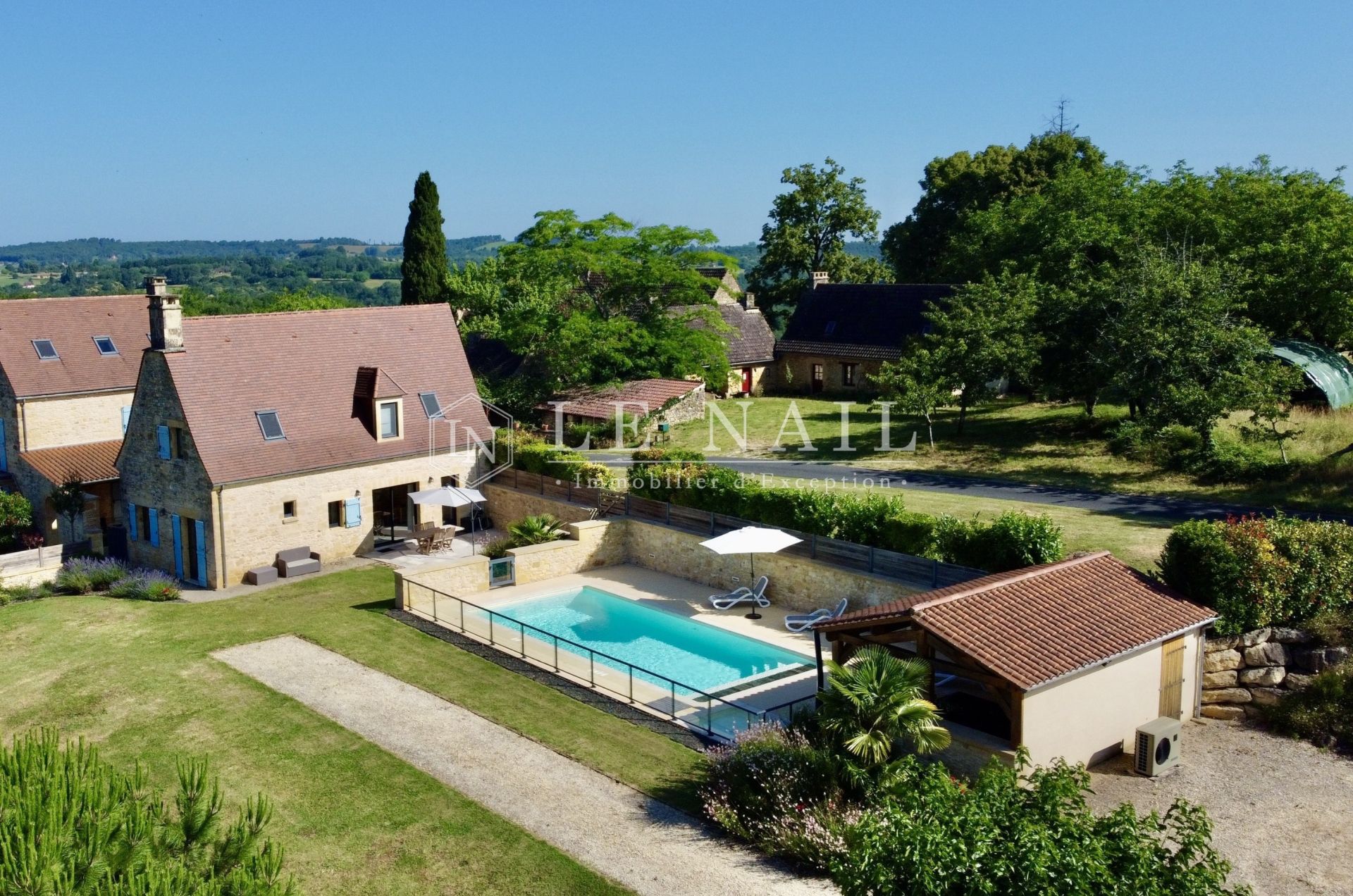 propriété 21 pièces en vente à SARLAT LA CANEDA (24200)