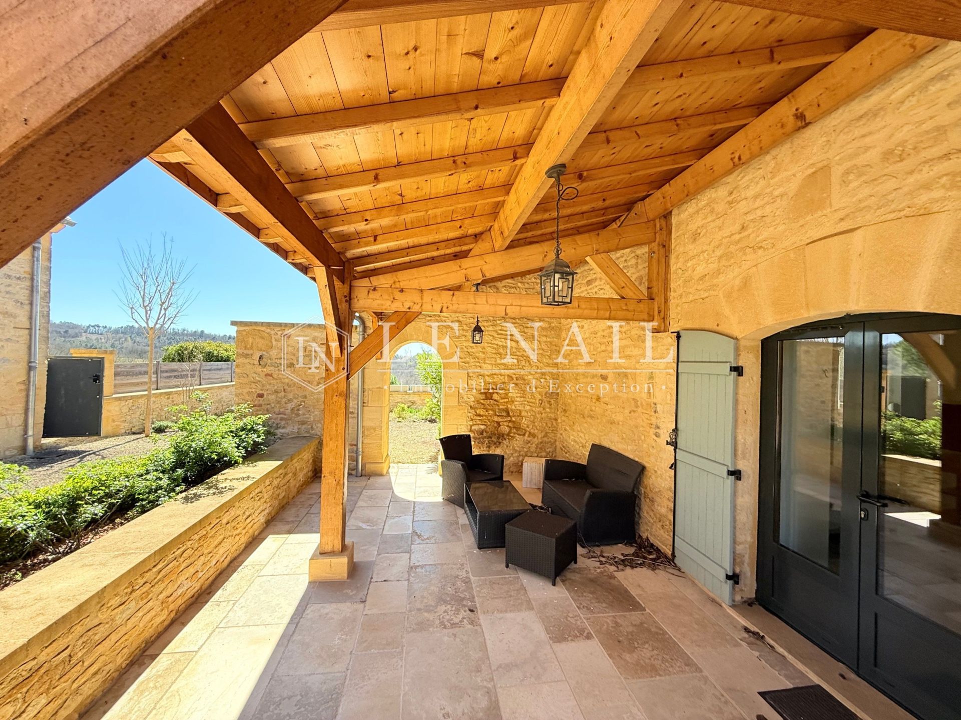 propriété 21 pièces en vente à SARLAT LA CANEDA (24200)
