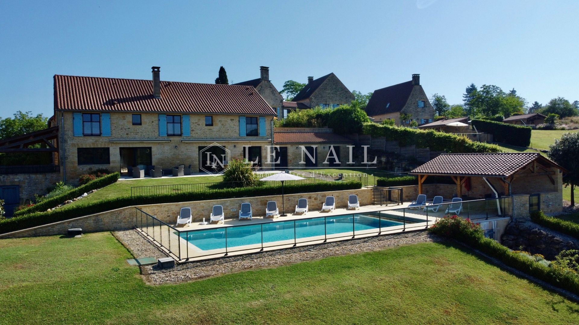 propriété 21 pièces en vente à SARLAT LA CANEDA (24200)