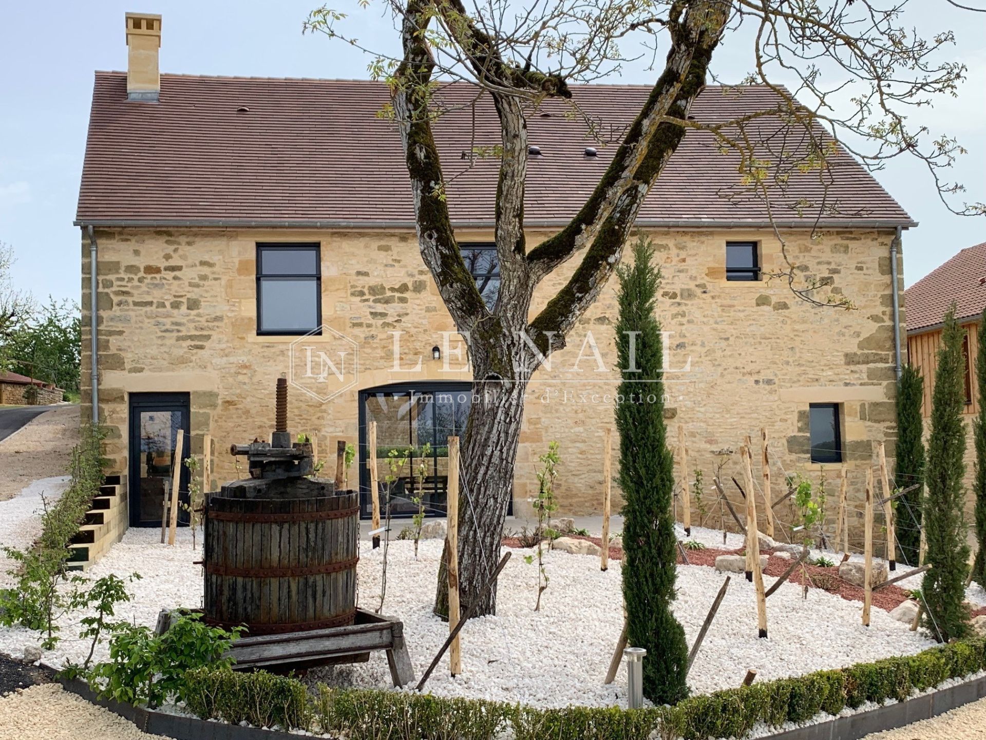 propriété 21 pièces en vente à SARLAT LA CANEDA (24200)