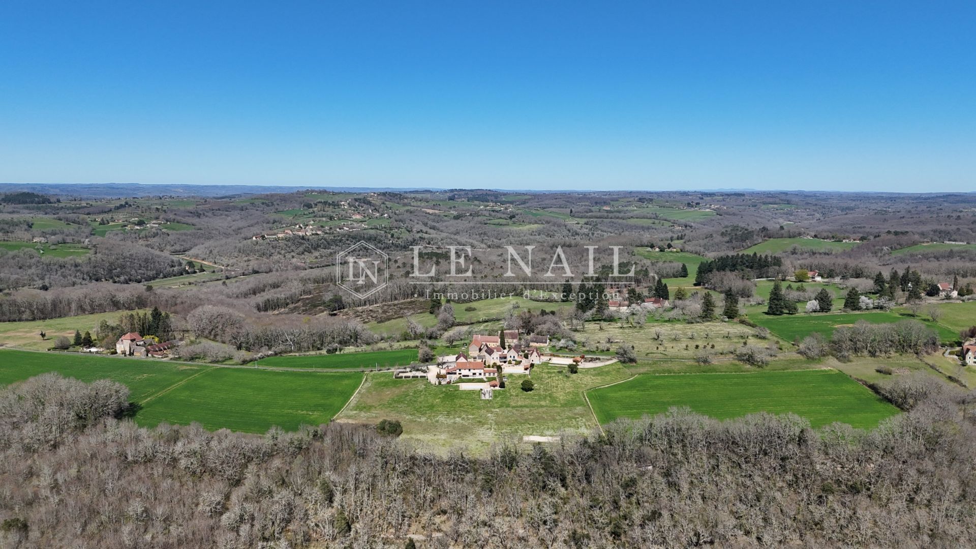 property 21 rooms for sale on SARLAT LA CANEDA (24200)