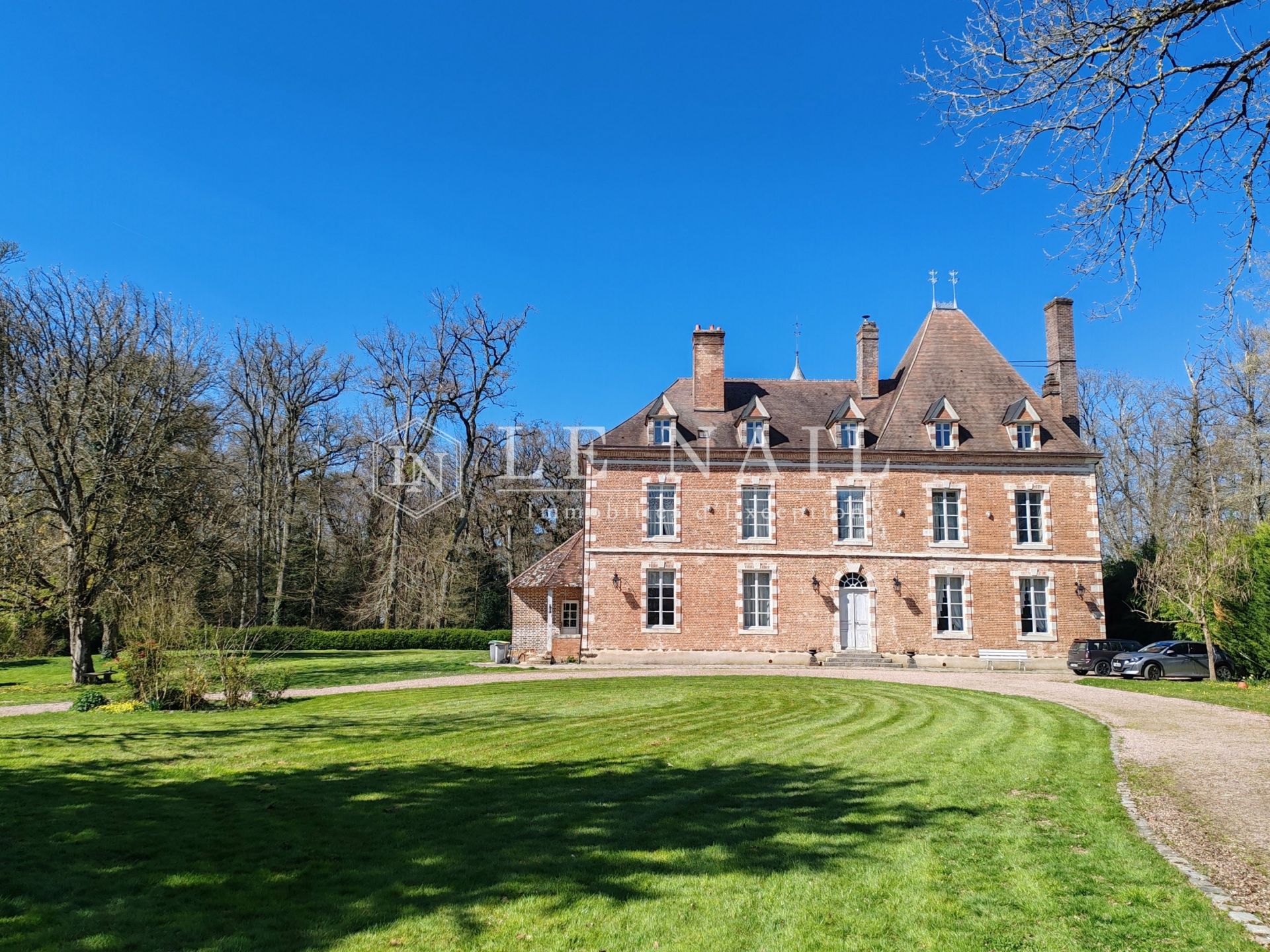 manor house 15 rooms for sale on BROU (28160)