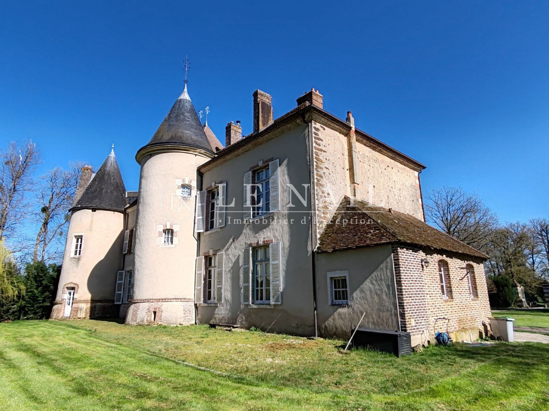 manor house 15 rooms for sale on BROU (28160)