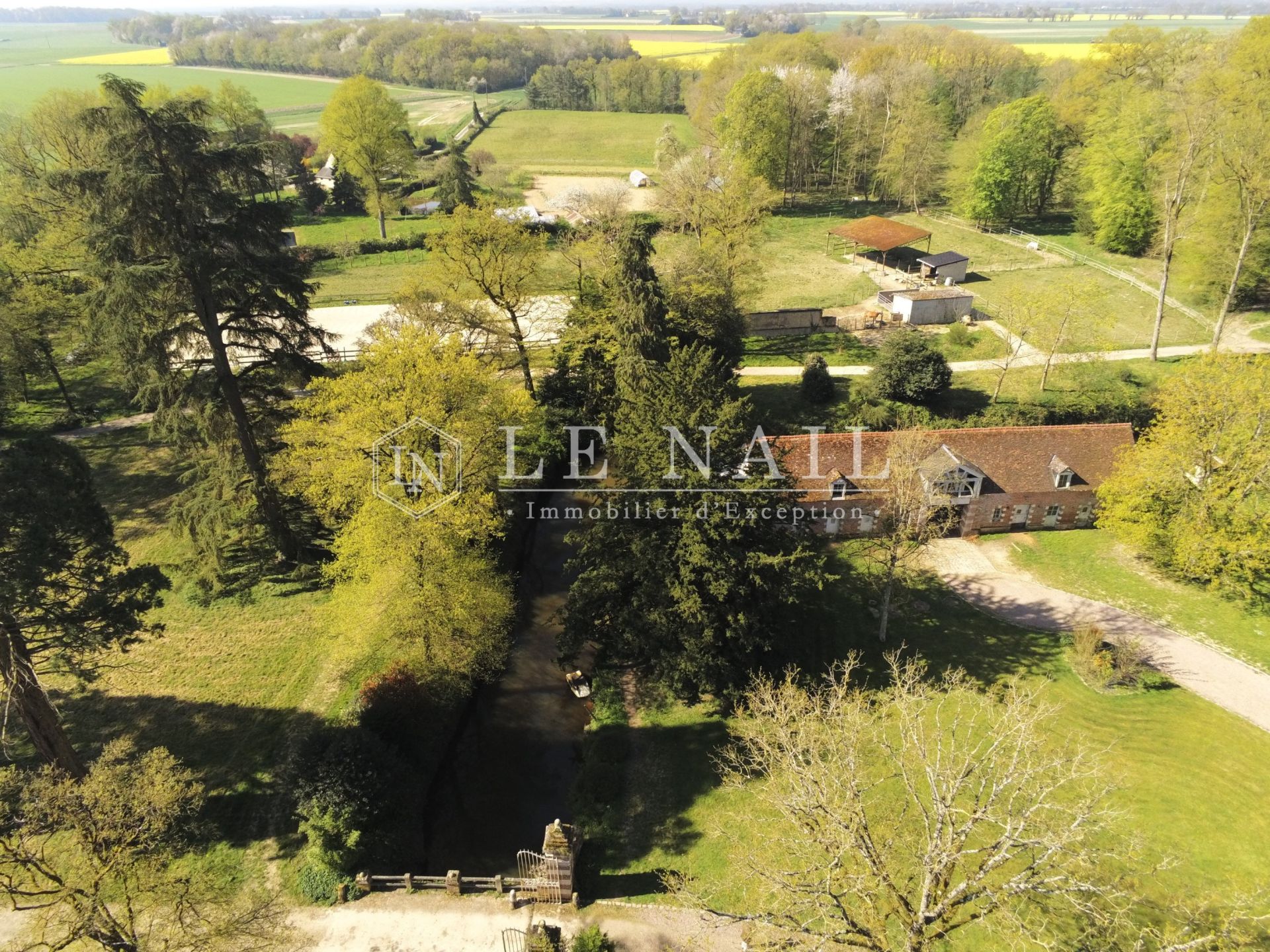manor house 15 rooms for sale on BROU (28160)